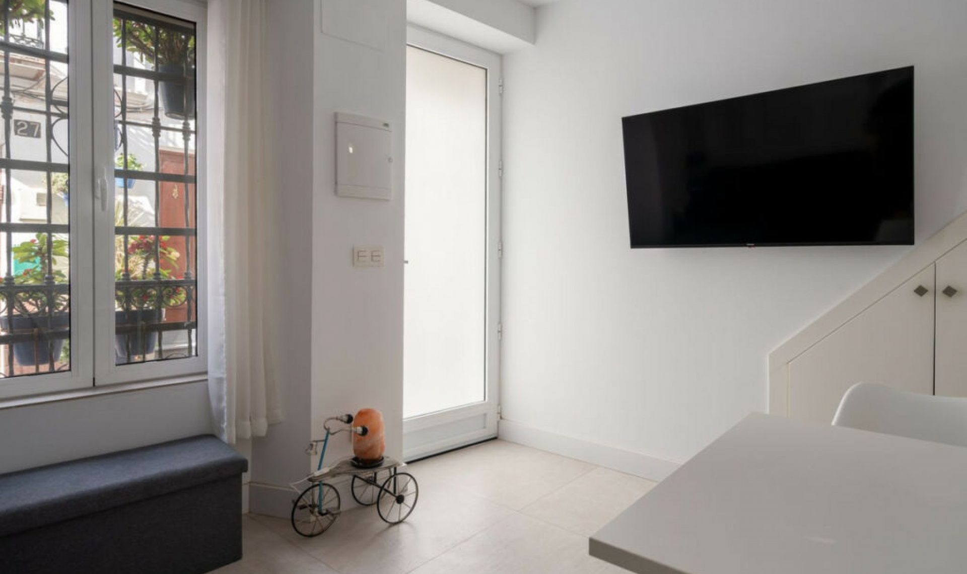 Resale - House -
Estepona