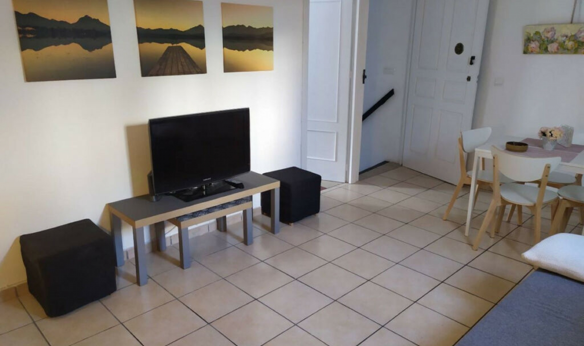 Resale - House -
Estepona