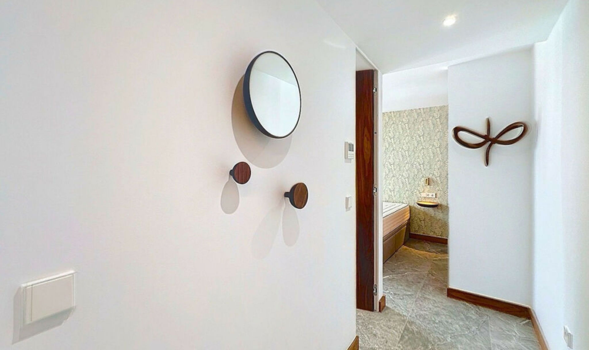 Resale - House -
Estepona