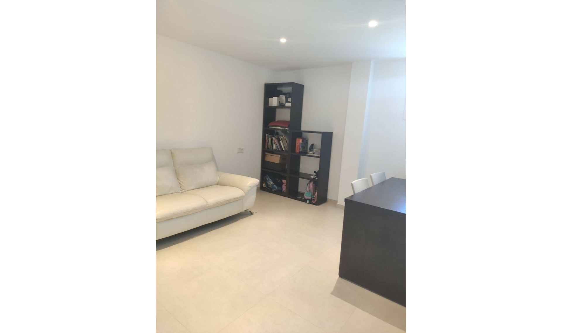 Resale - House -
Estepona