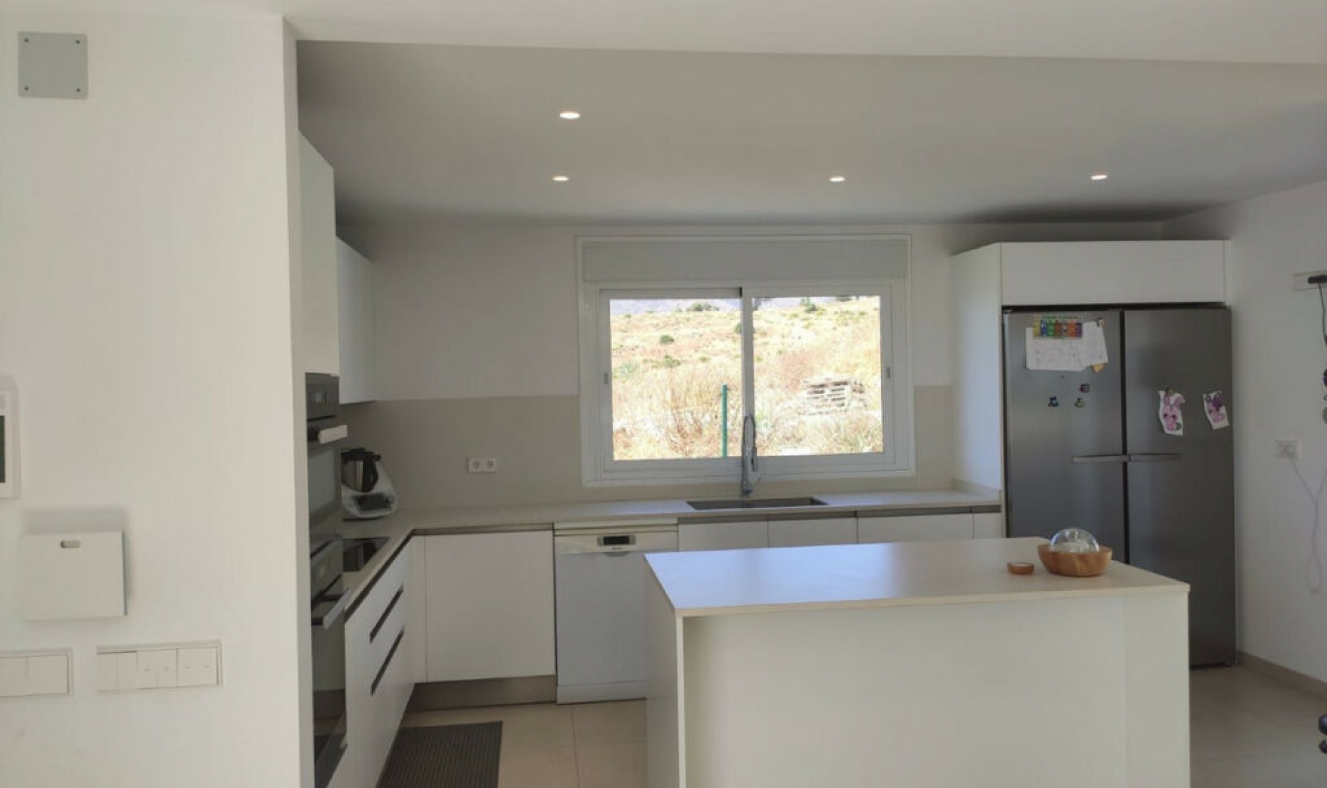 Resale - House -
Estepona