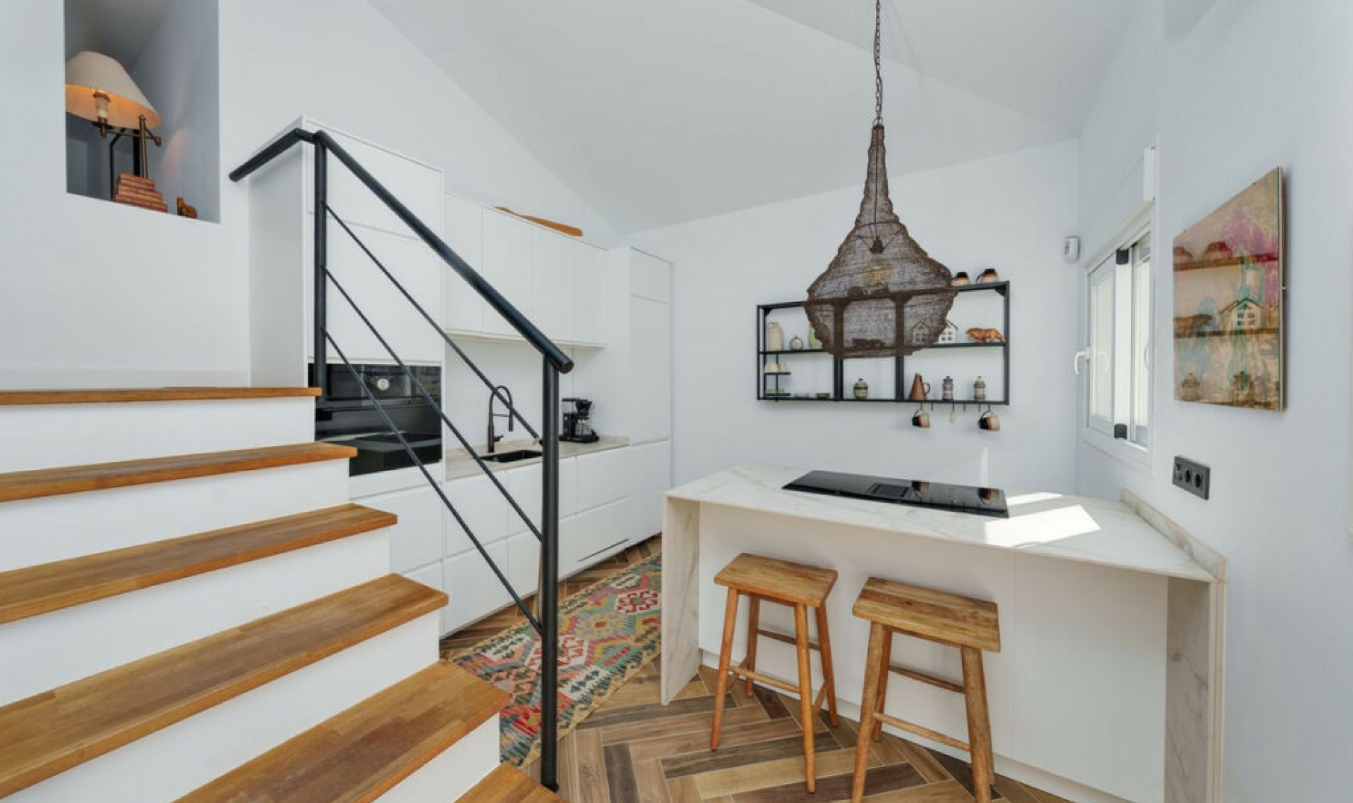 Resale - House -
Estepona