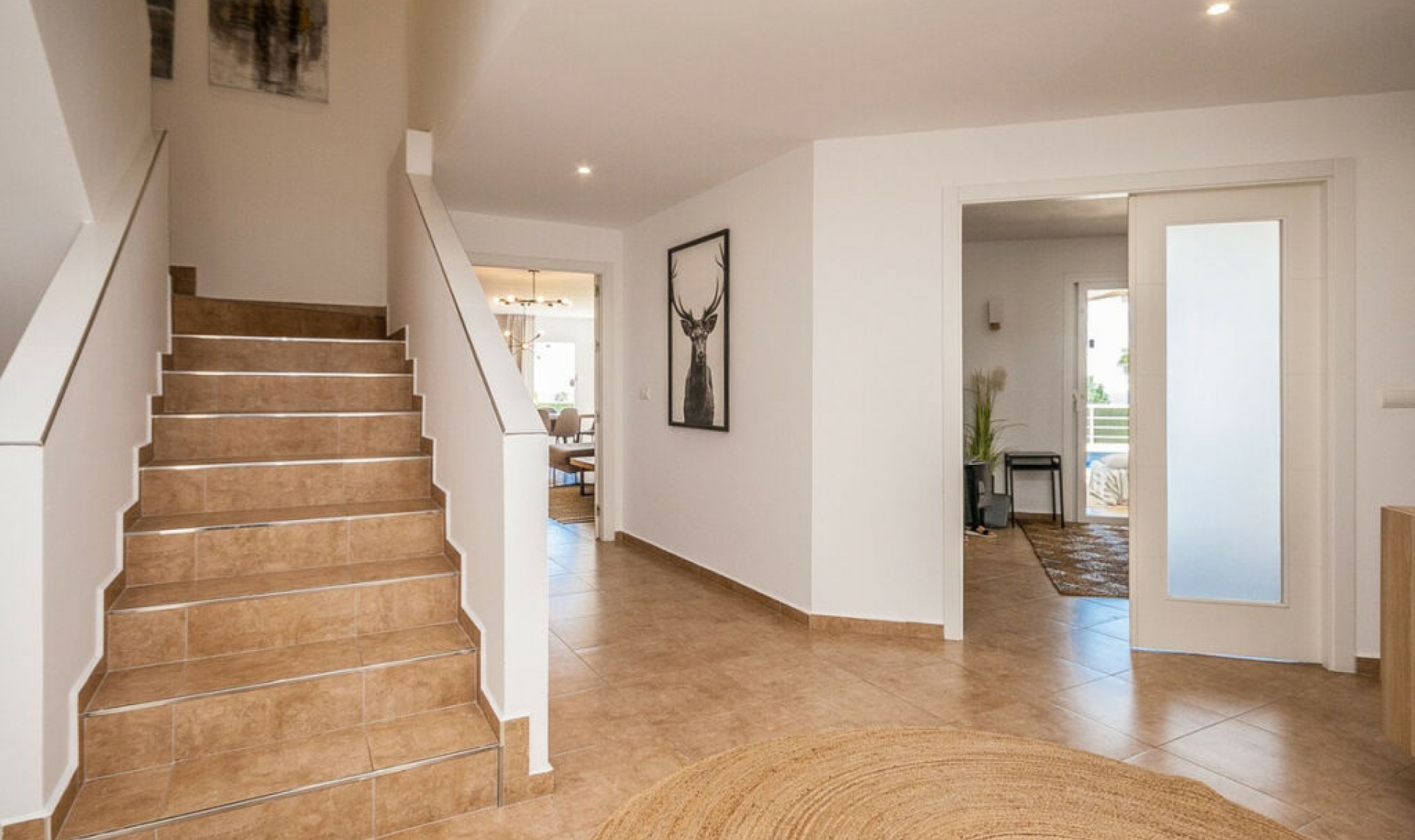 Resale - House -
Estepona
