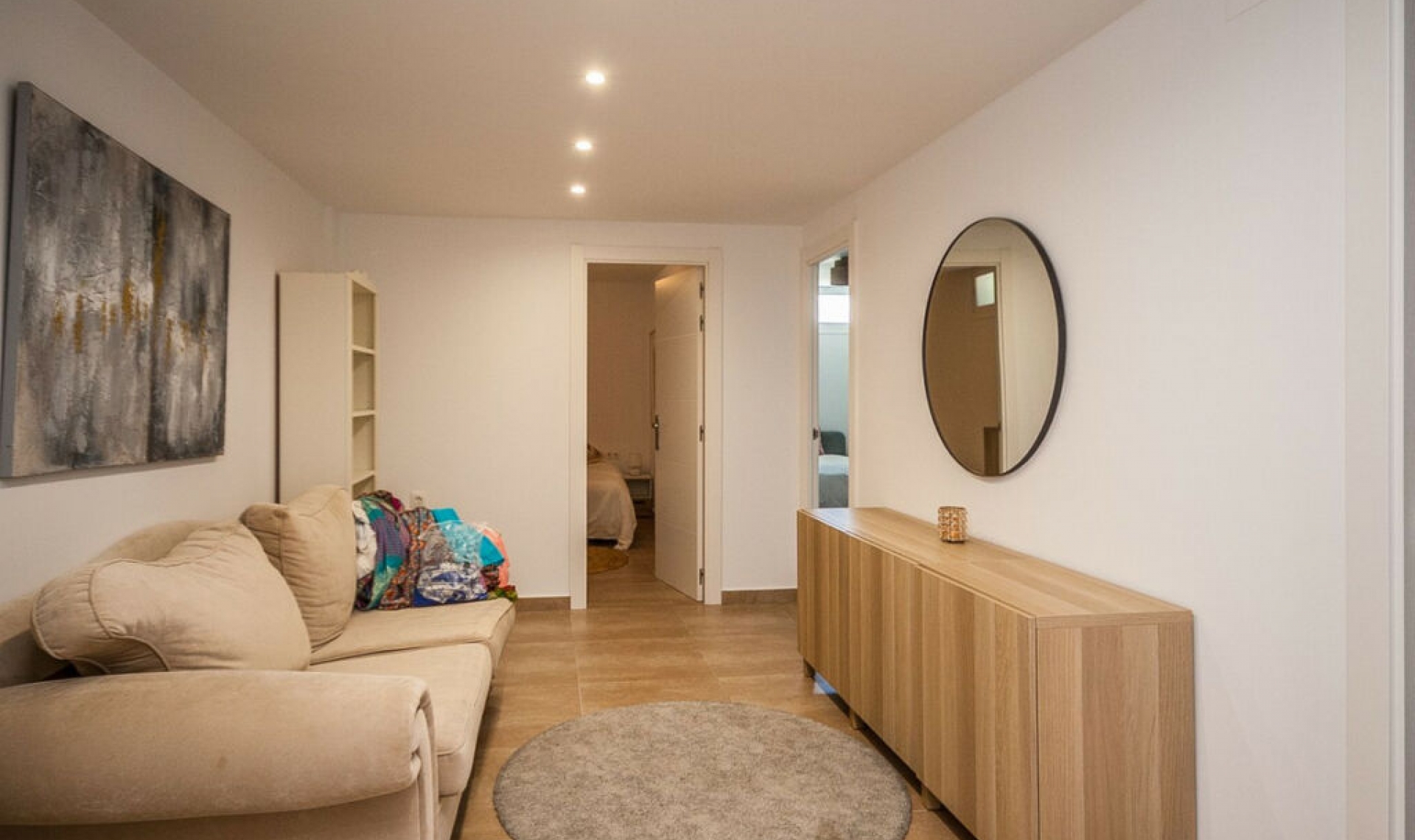 Resale - House -
Estepona