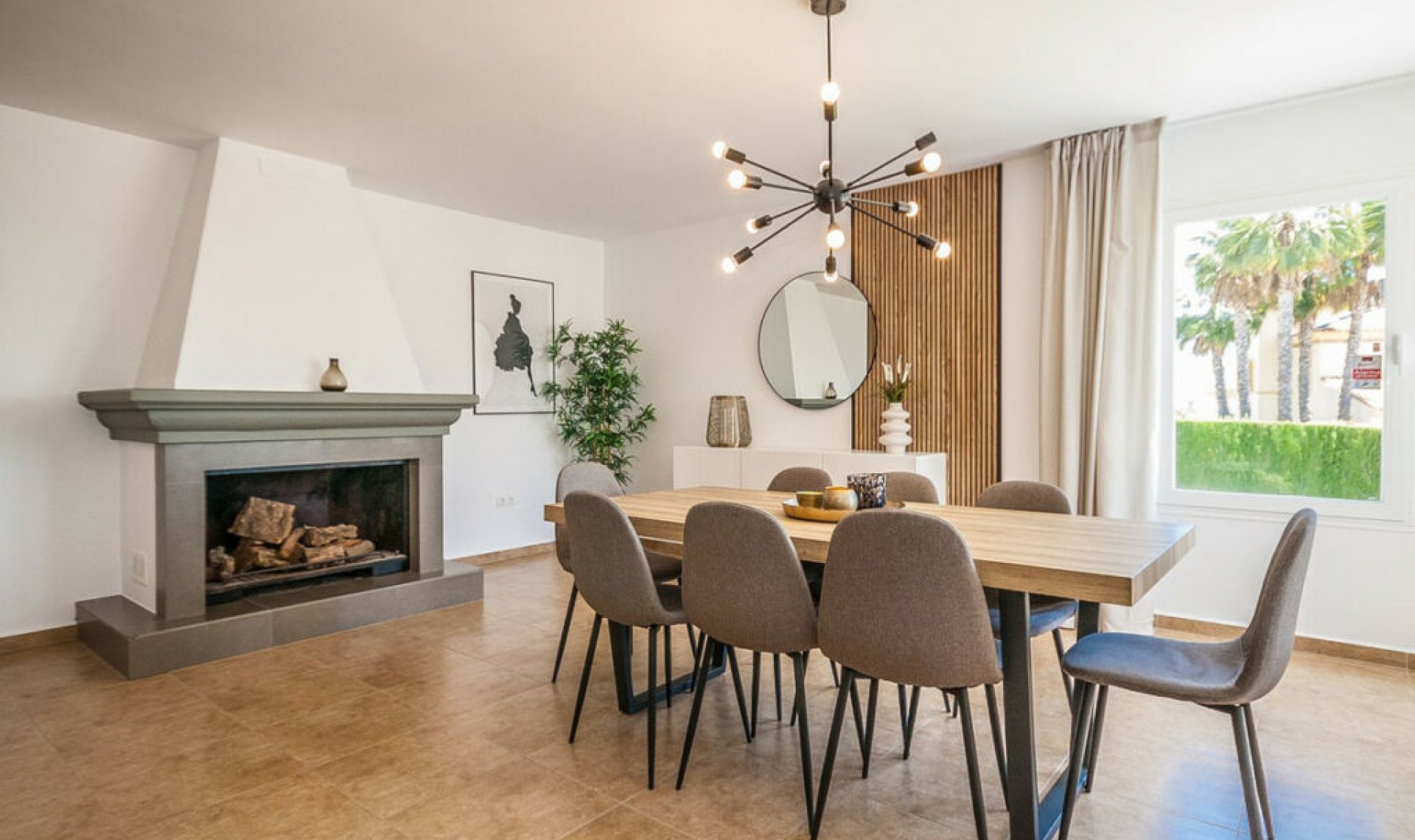 Resale - House -
Estepona