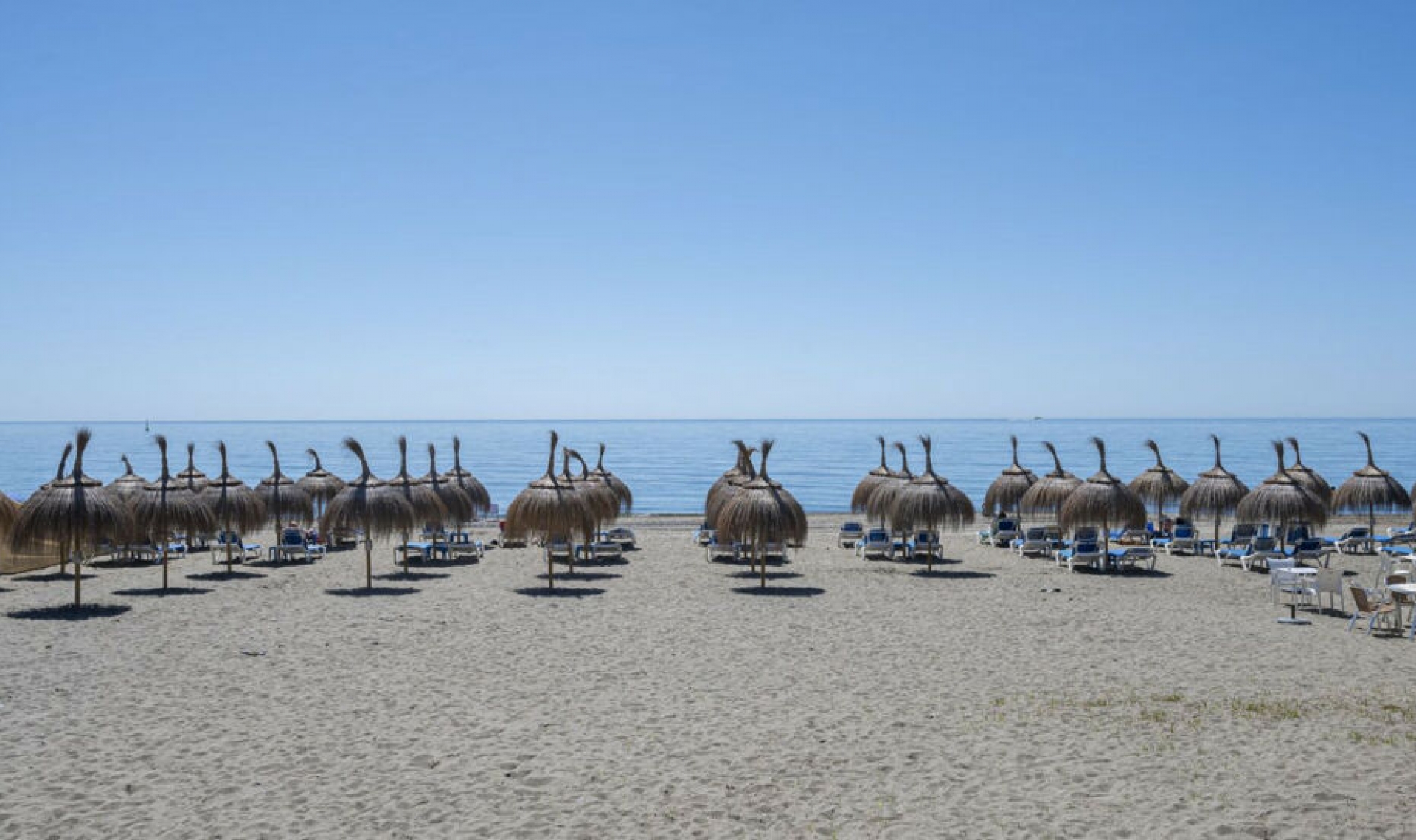 Resale - House -
Estepona