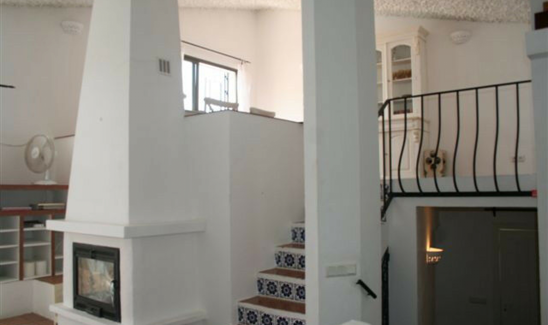 Resale - House -
Estepona