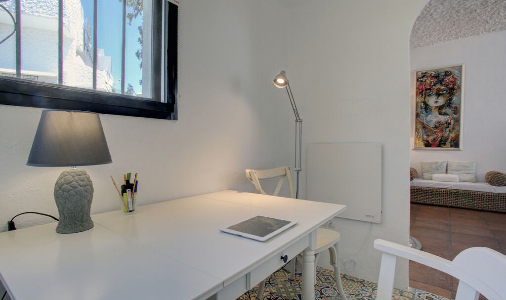 Resale - House -
Estepona
