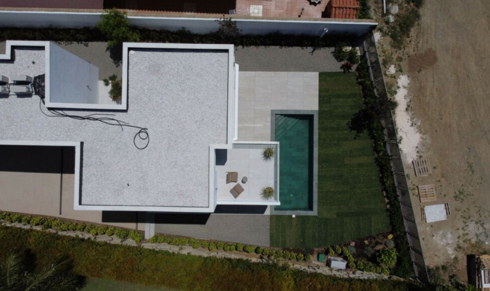 Resale - House -
Estepona