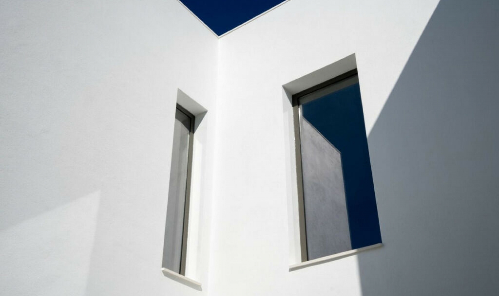 Resale - House -
Estepona