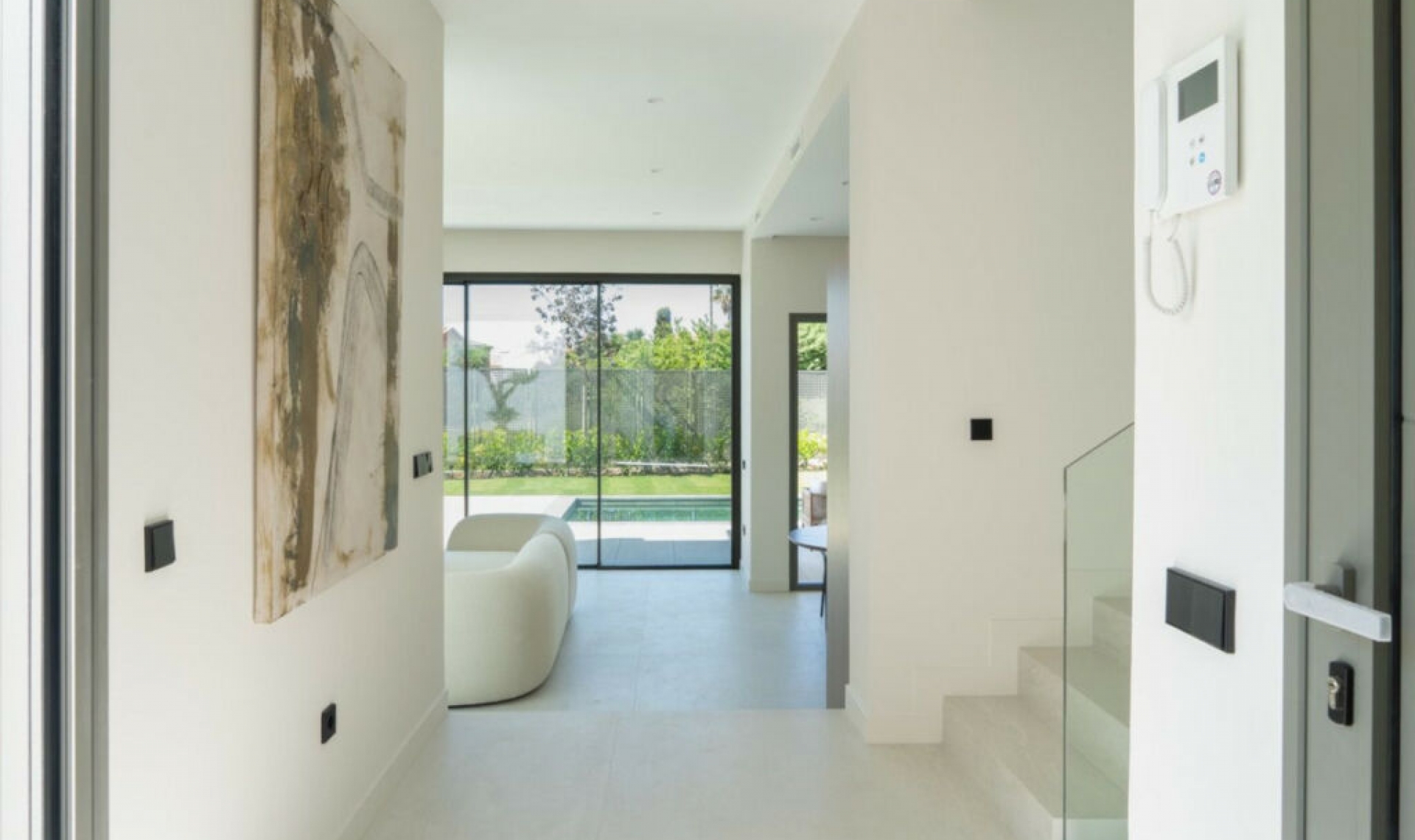 Resale - House -
Estepona