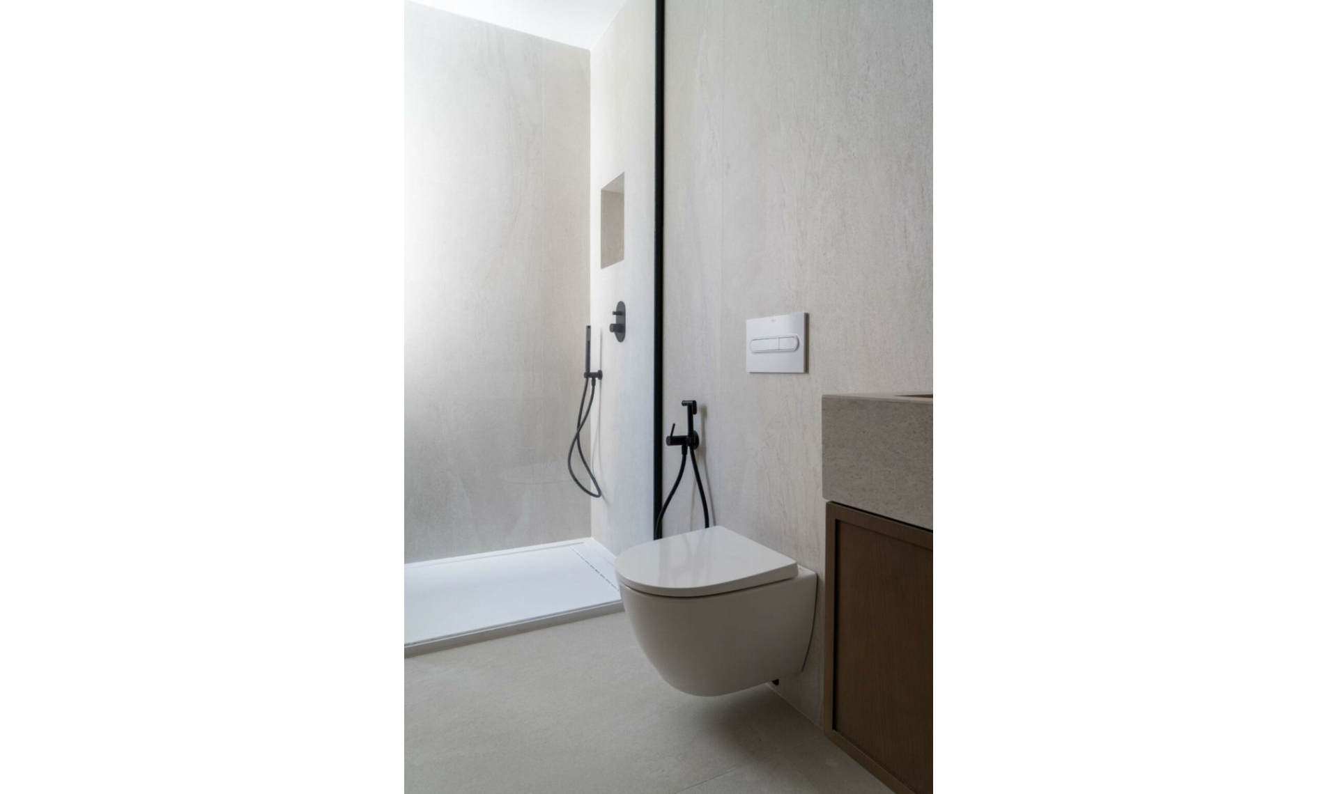 Resale - House -
Estepona