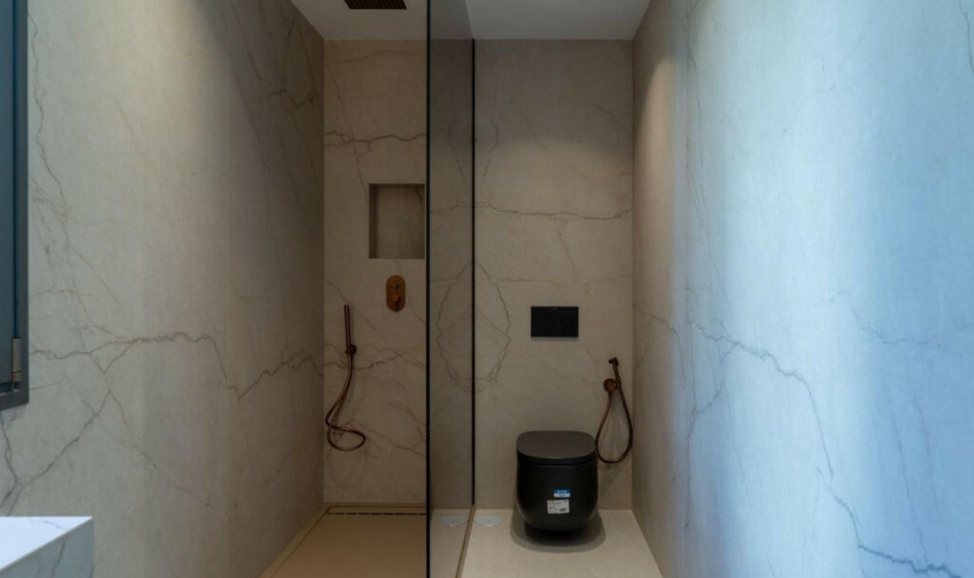 Resale - House -
Estepona