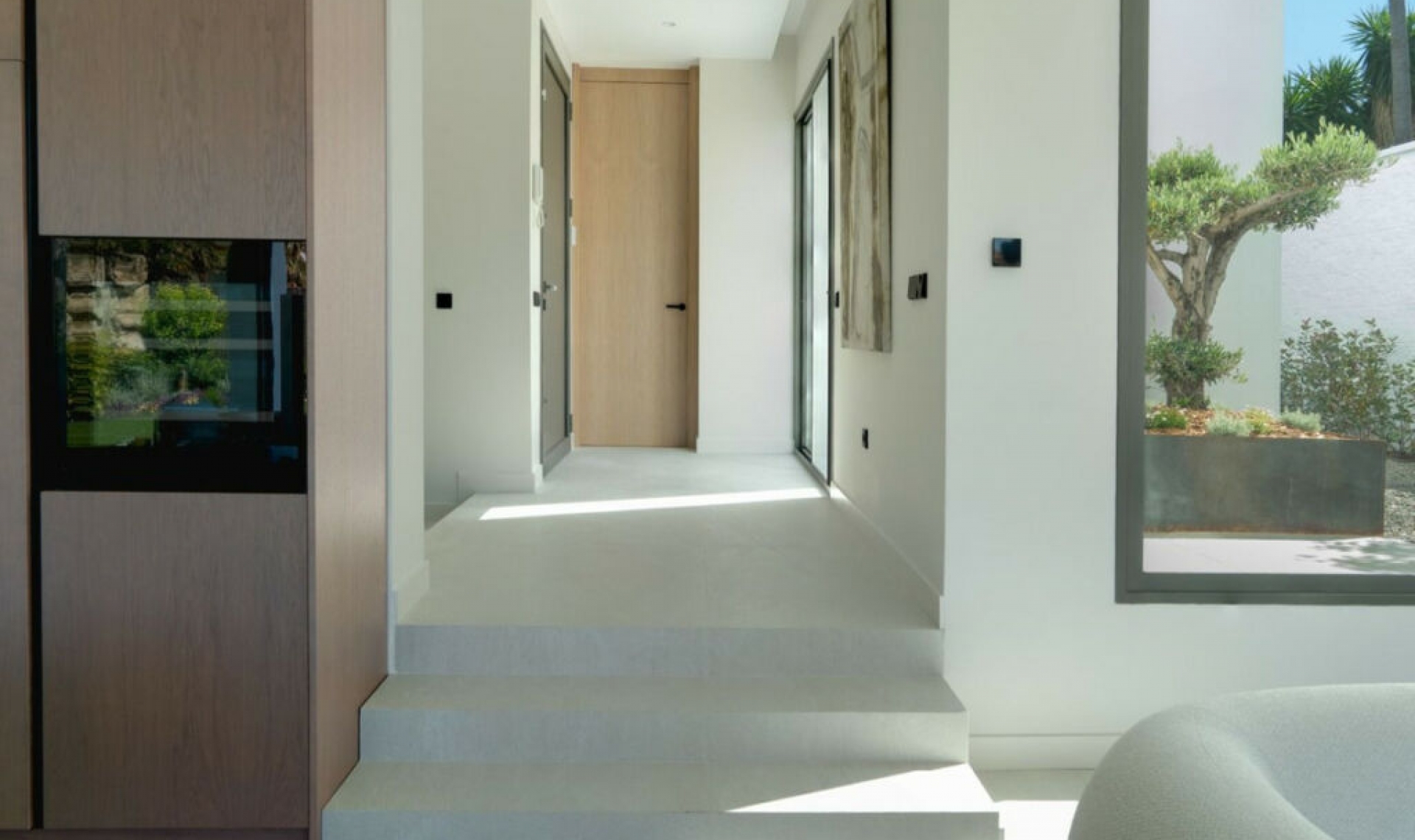 Resale - House -
Estepona