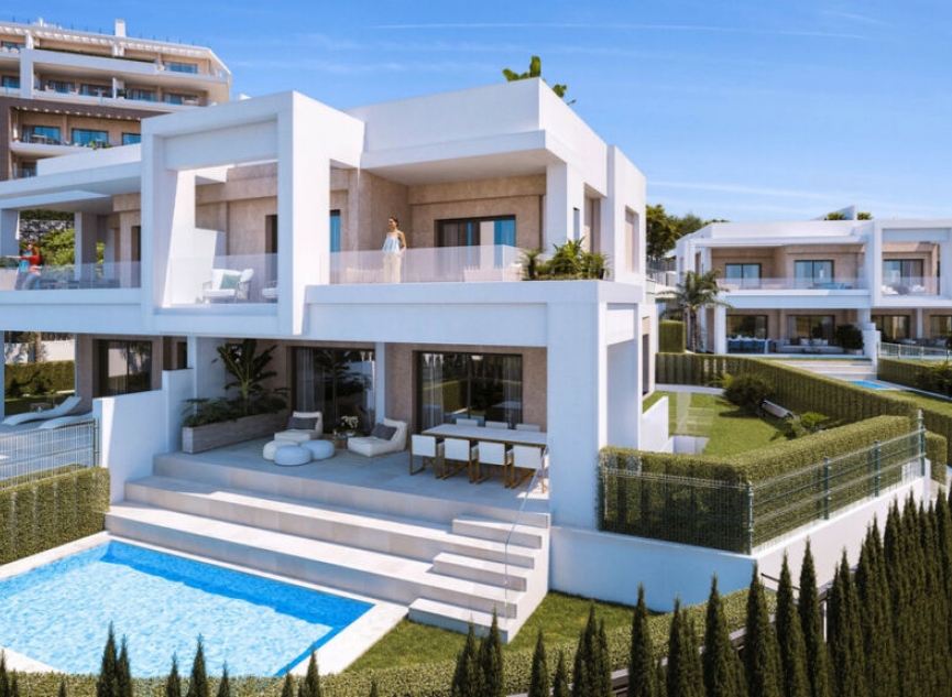 Resale - House -
Estepona