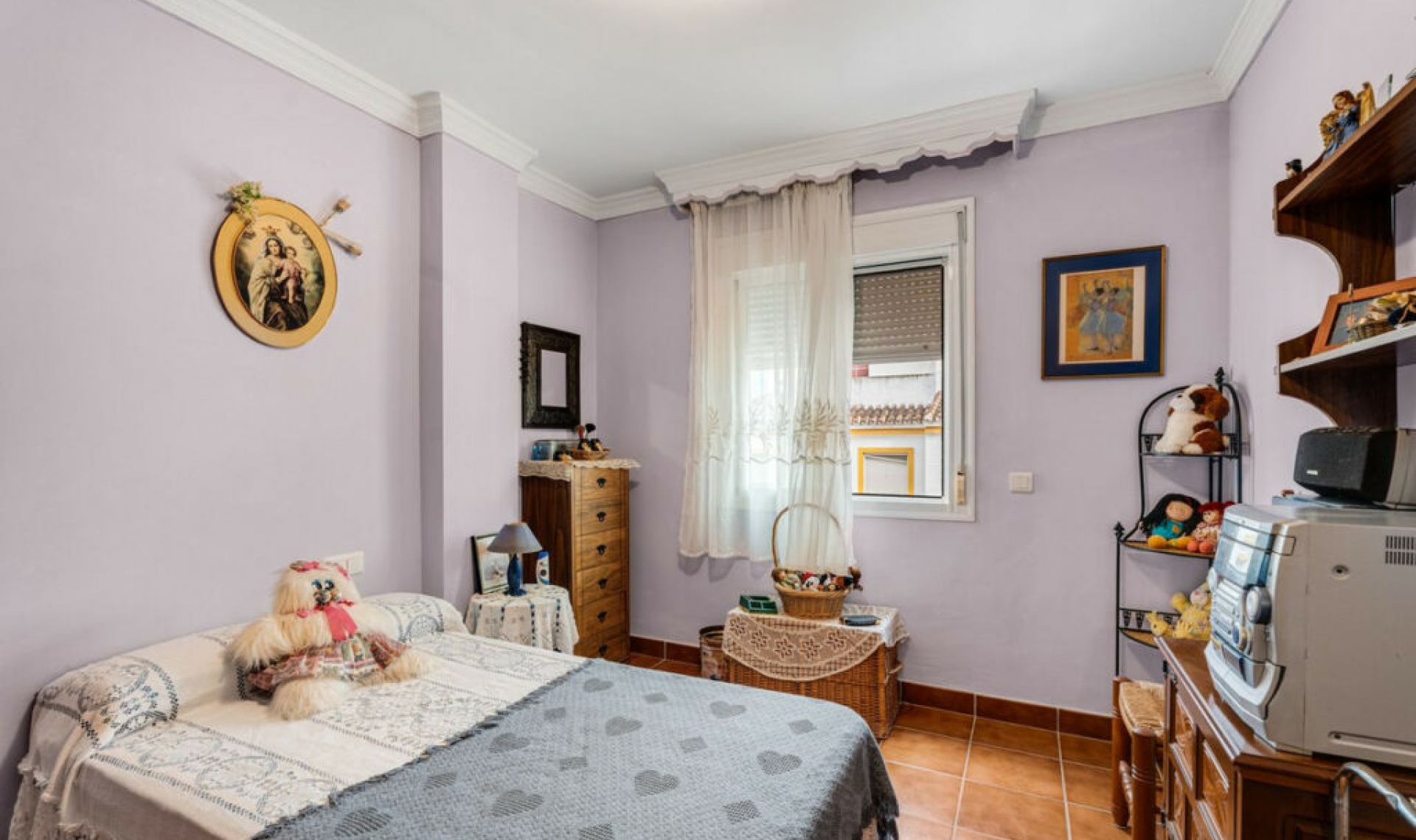 Resale - House -
Estepona