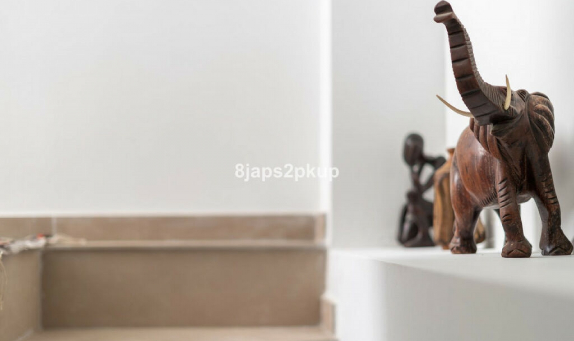 Resale - House -
Estepona