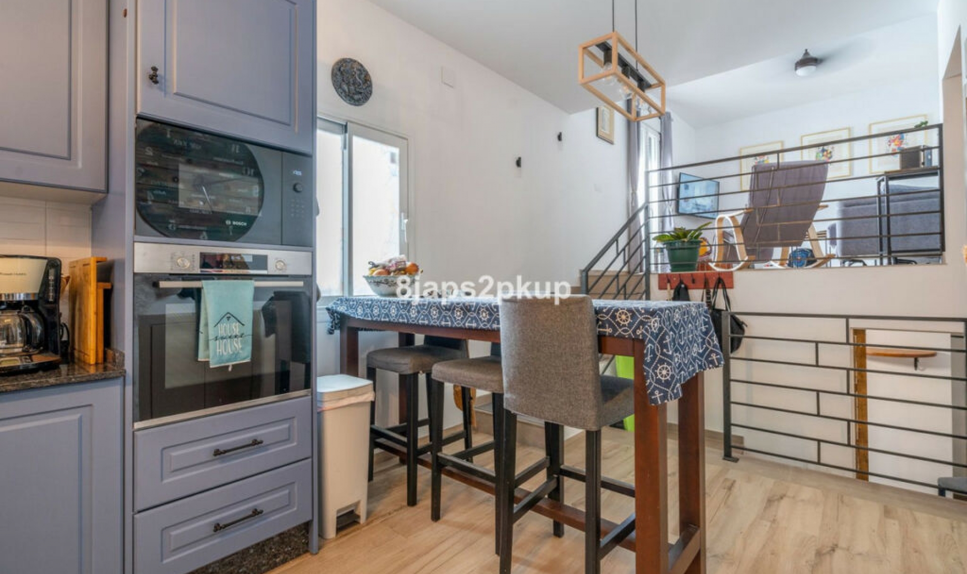 Resale - House -
Estepona