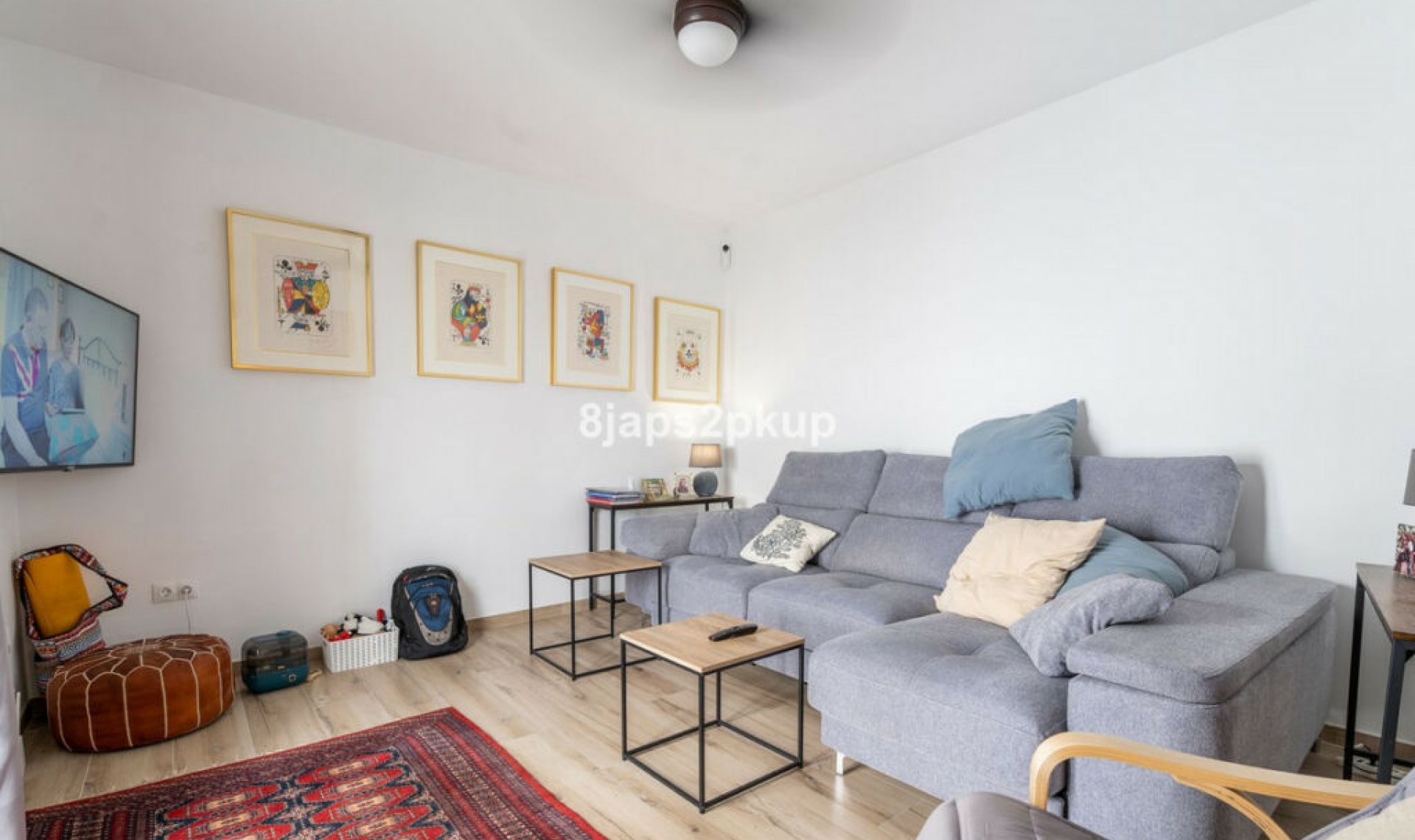 Resale - House -
Estepona