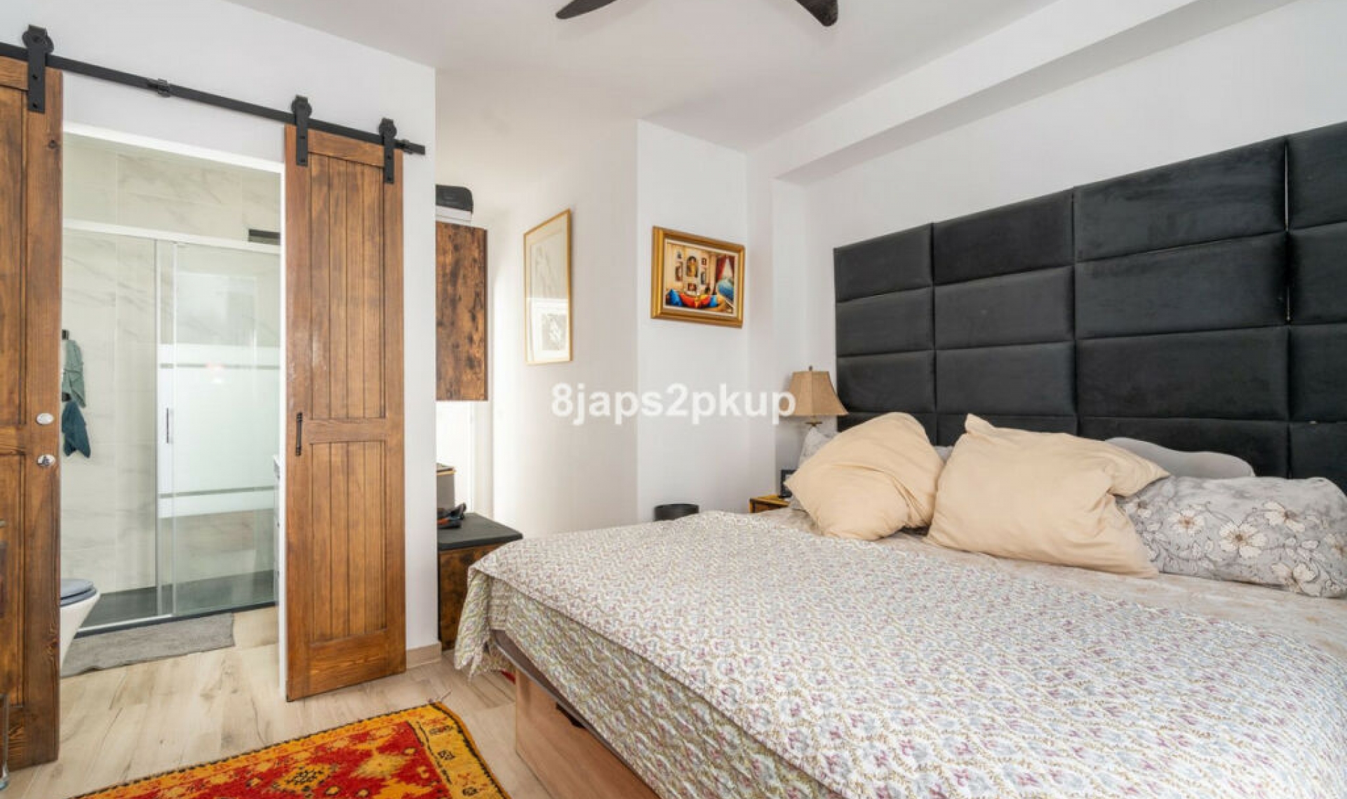 Resale - House -
Estepona