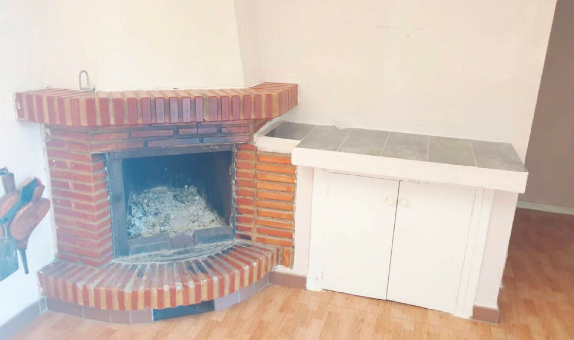 Resale - House -
Estepona