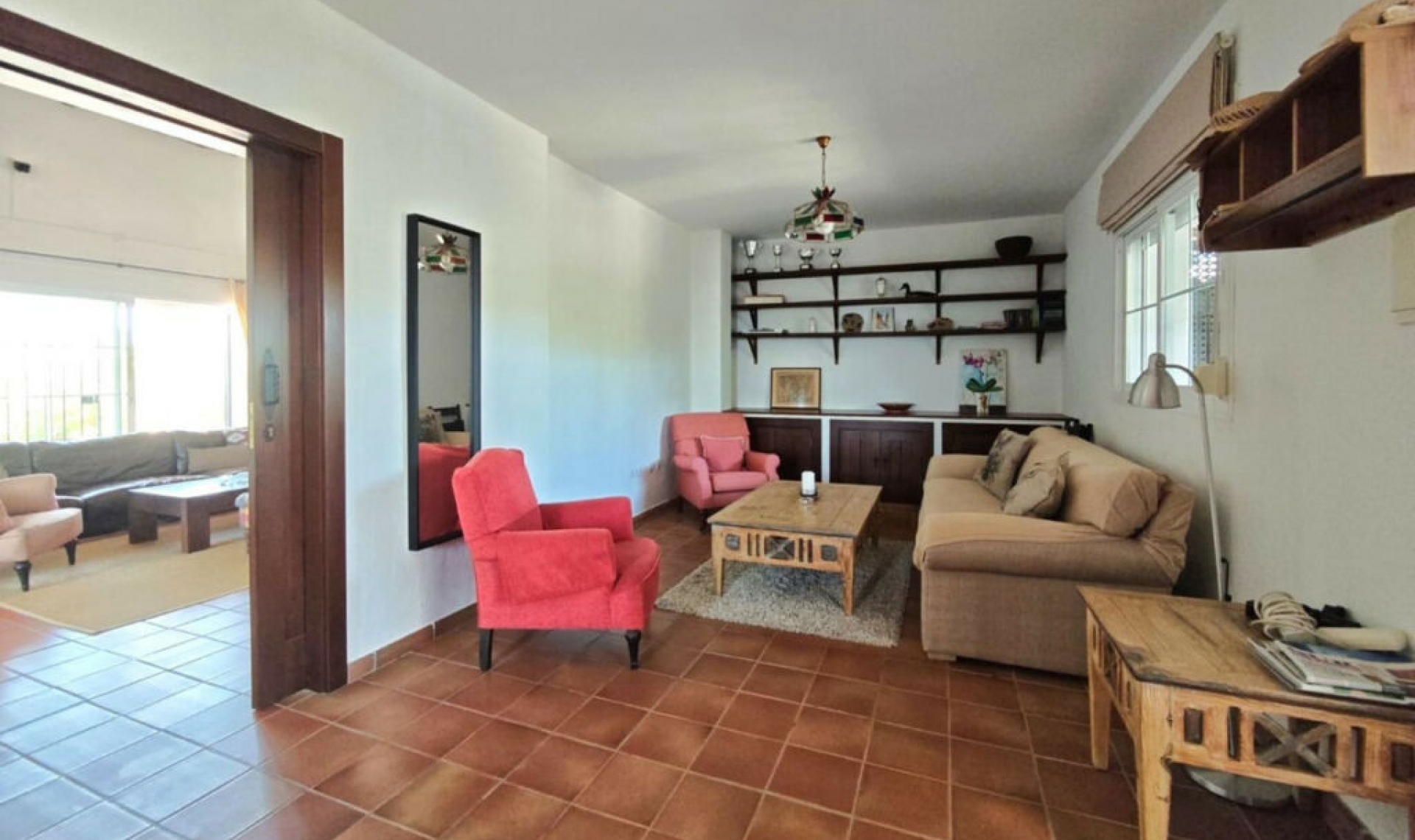 Resale - House -
Estepona