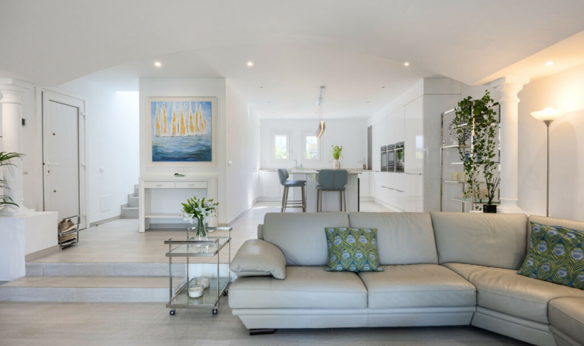 Resale - House -
Estepona