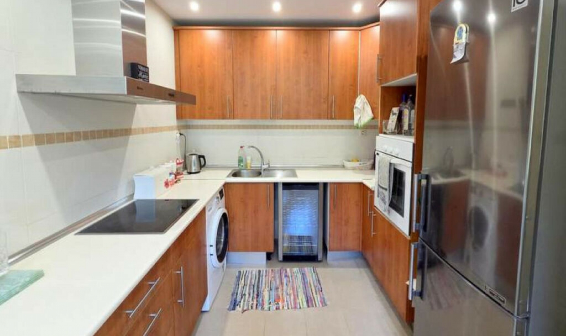 Resale - House -
Estepona