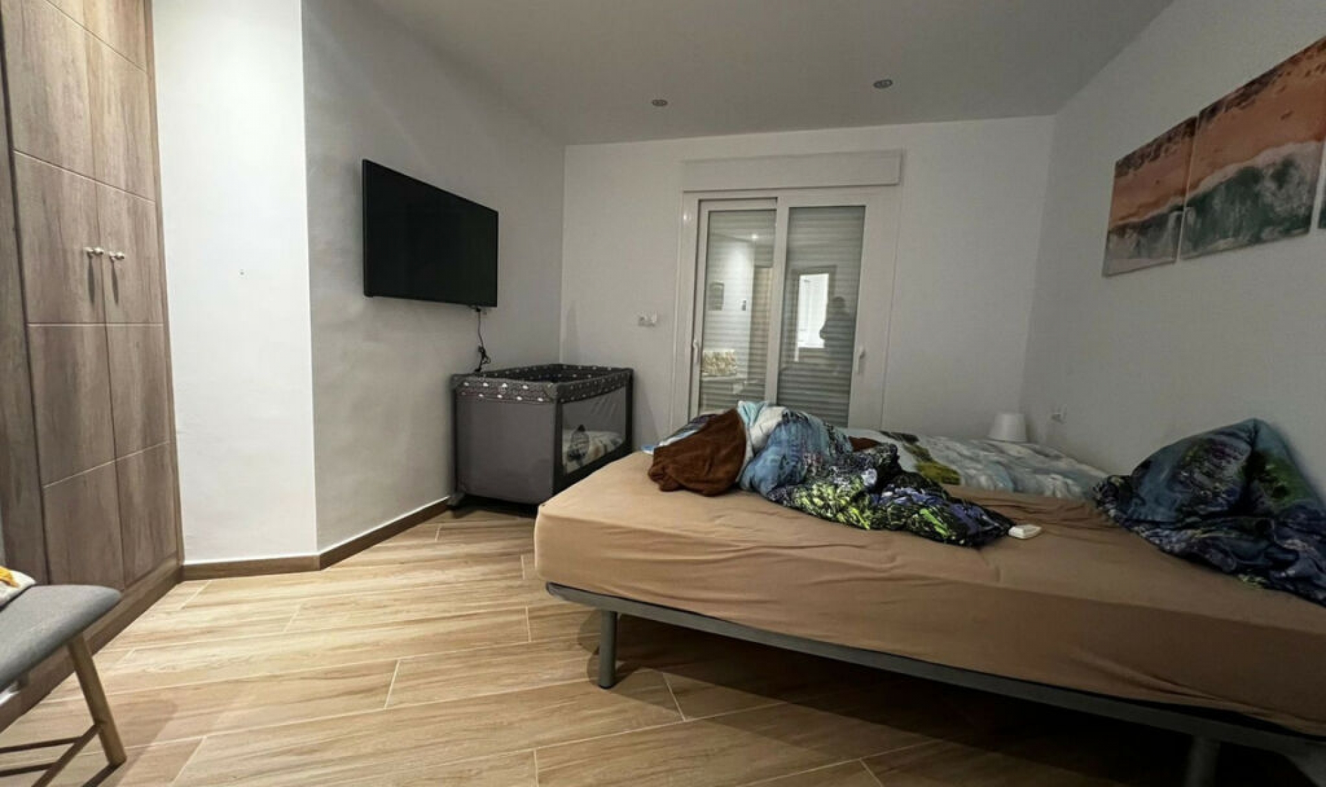 Resale - House -
Estepona