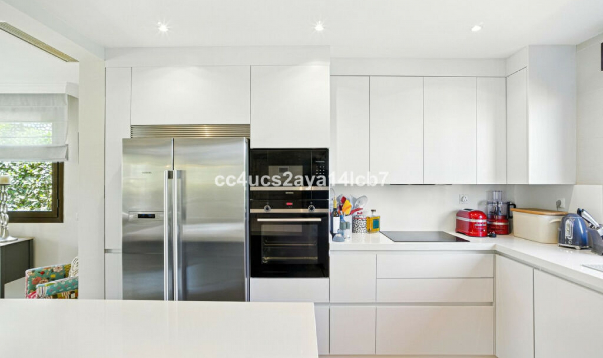Resale - House -
Estepona
