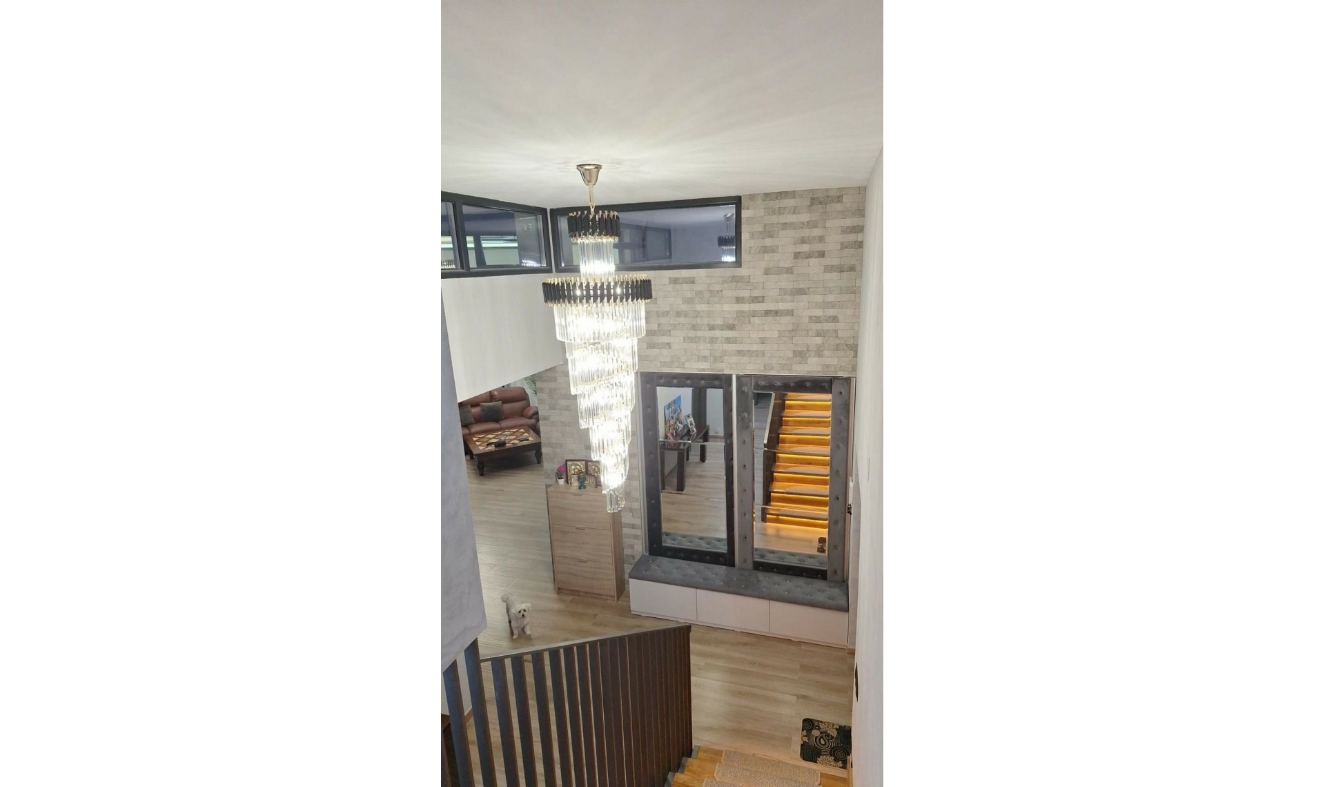 Resale - House -
Estepona