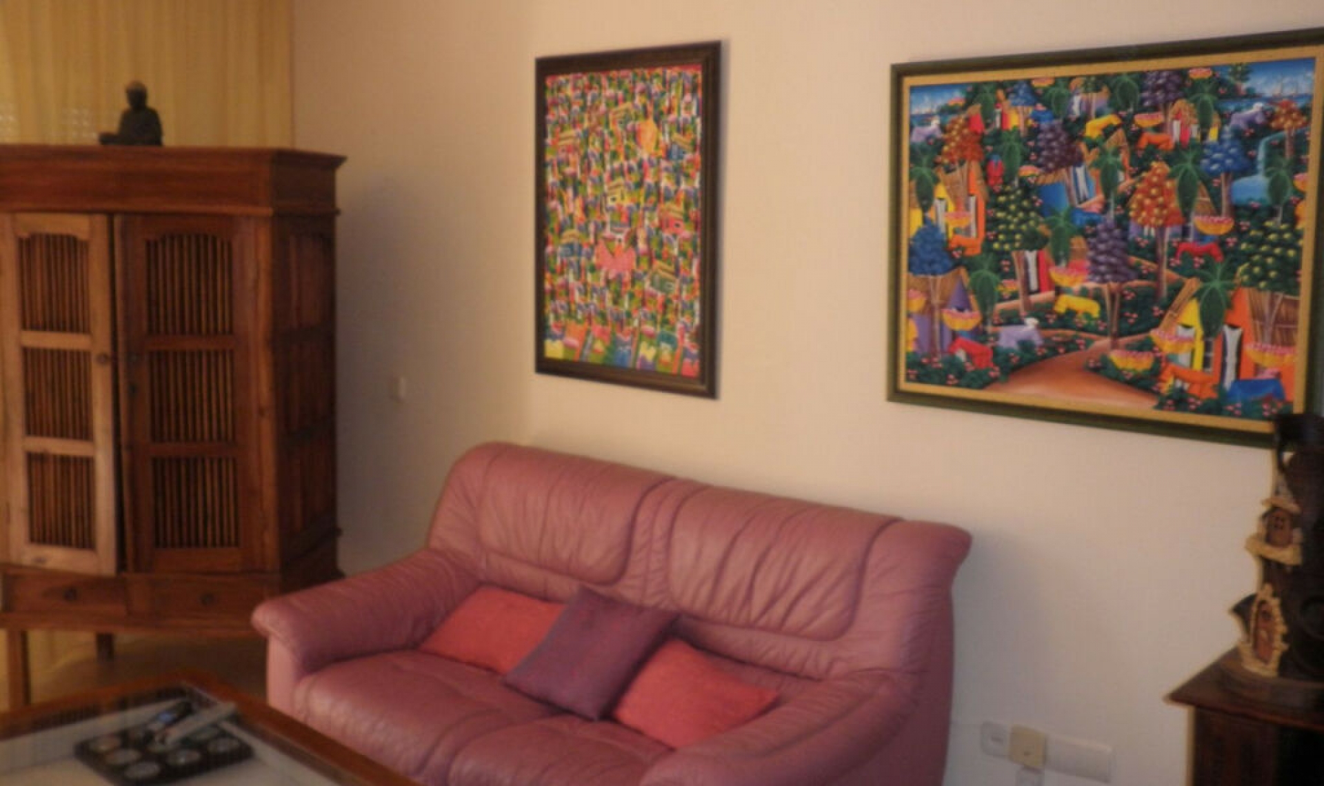 Resale - House -
Estepona