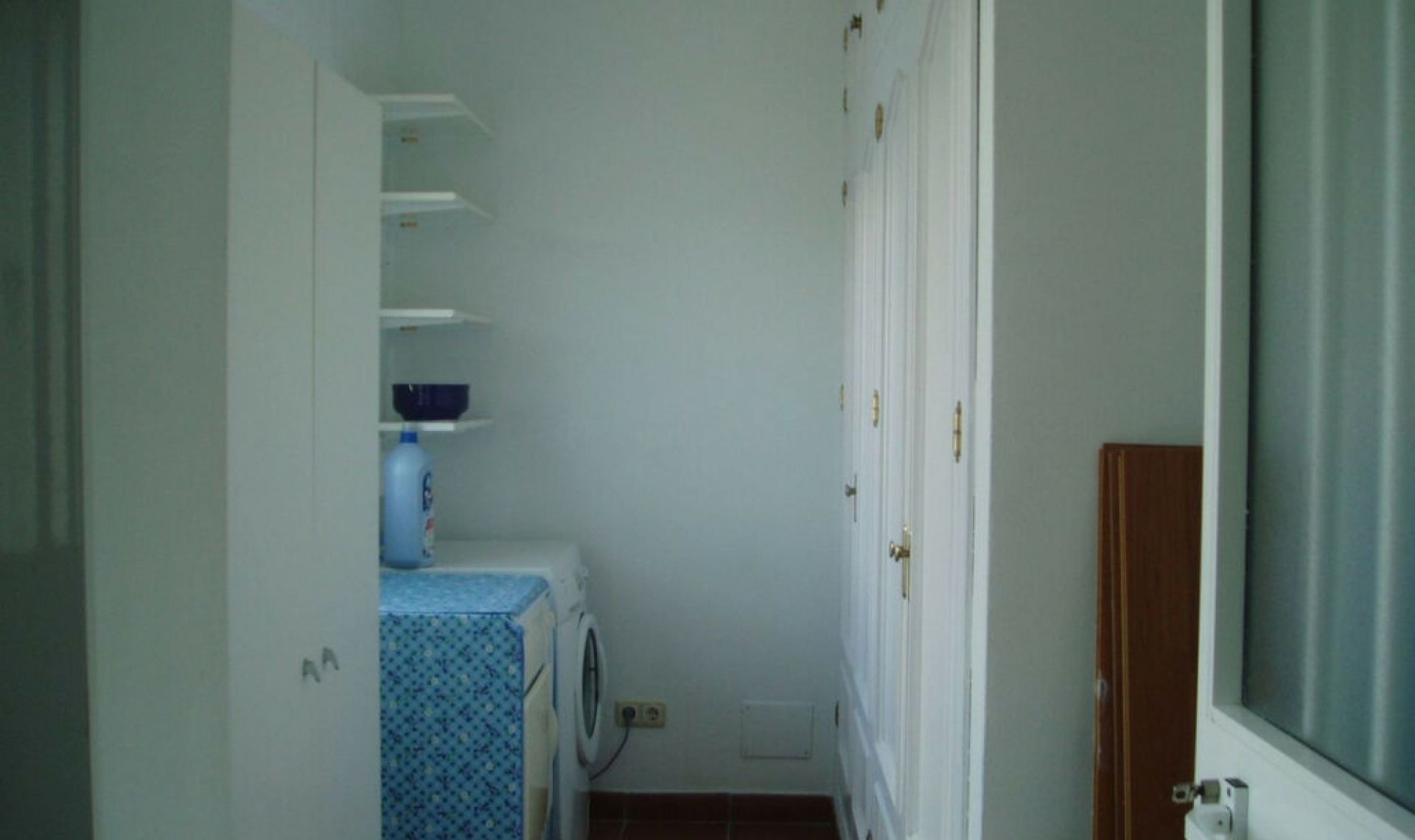 Resale - House -
Estepona