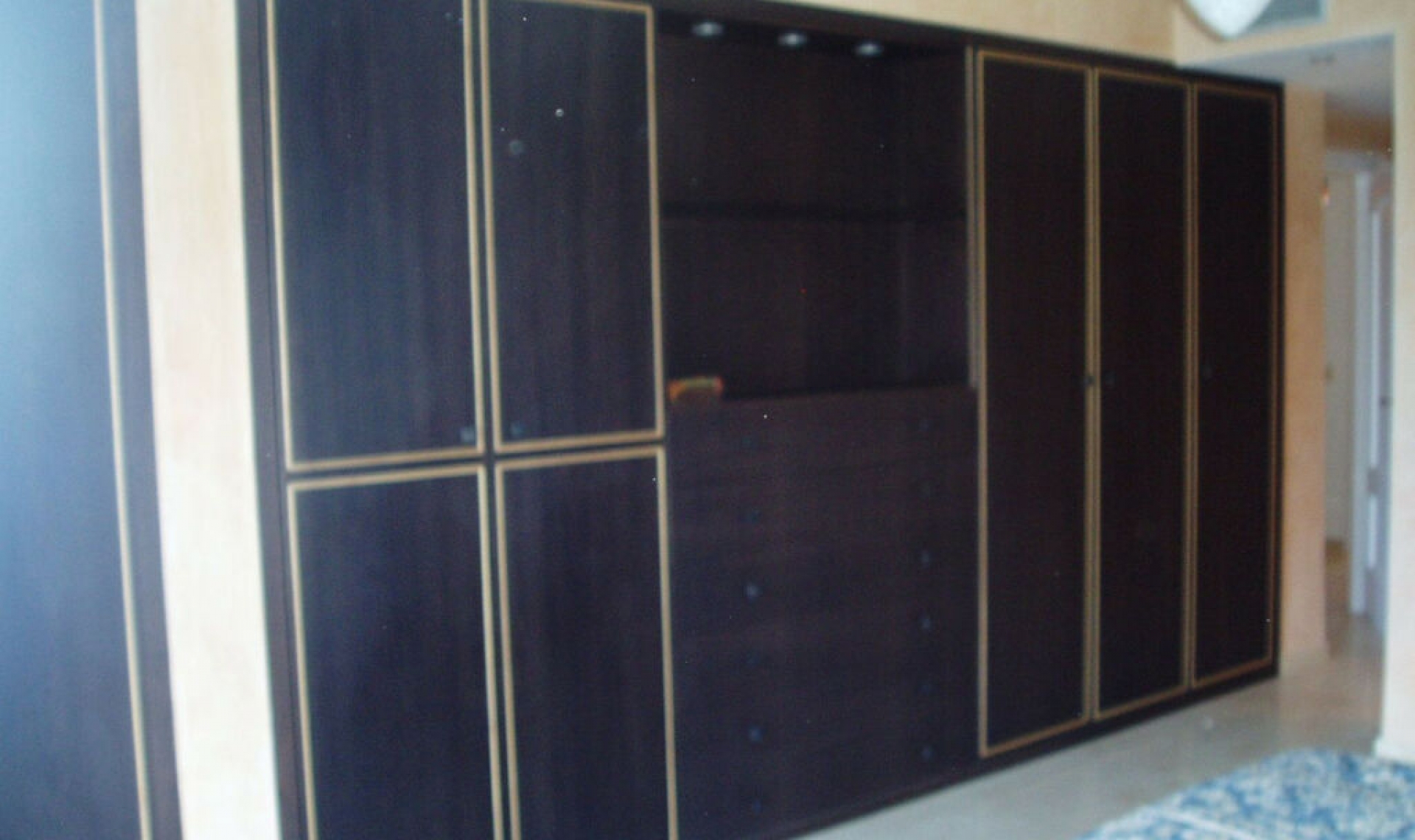 Resale - House -
Estepona