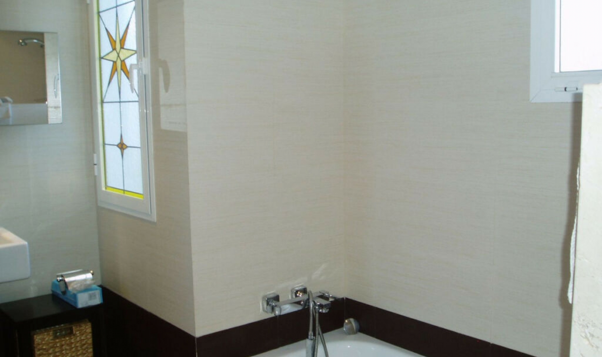 Resale - House -
Estepona