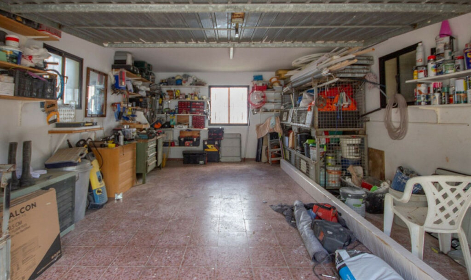 Resale - House -
Estepona