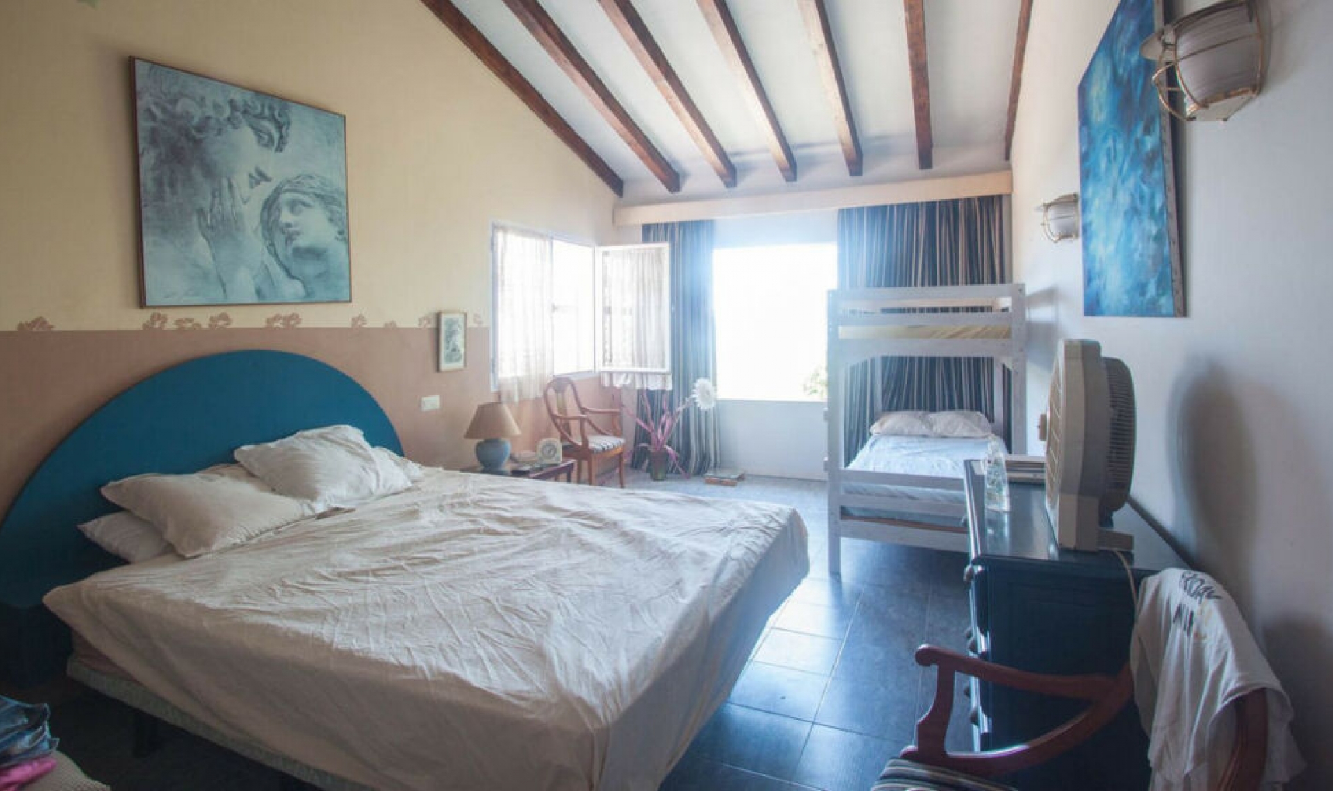 Resale - House -
Estepona