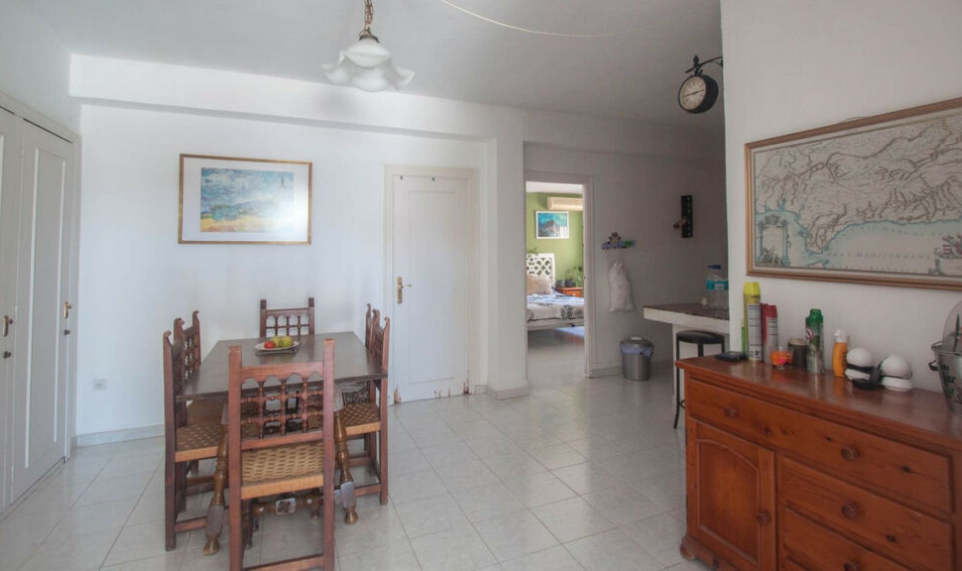 Resale - House -
Estepona