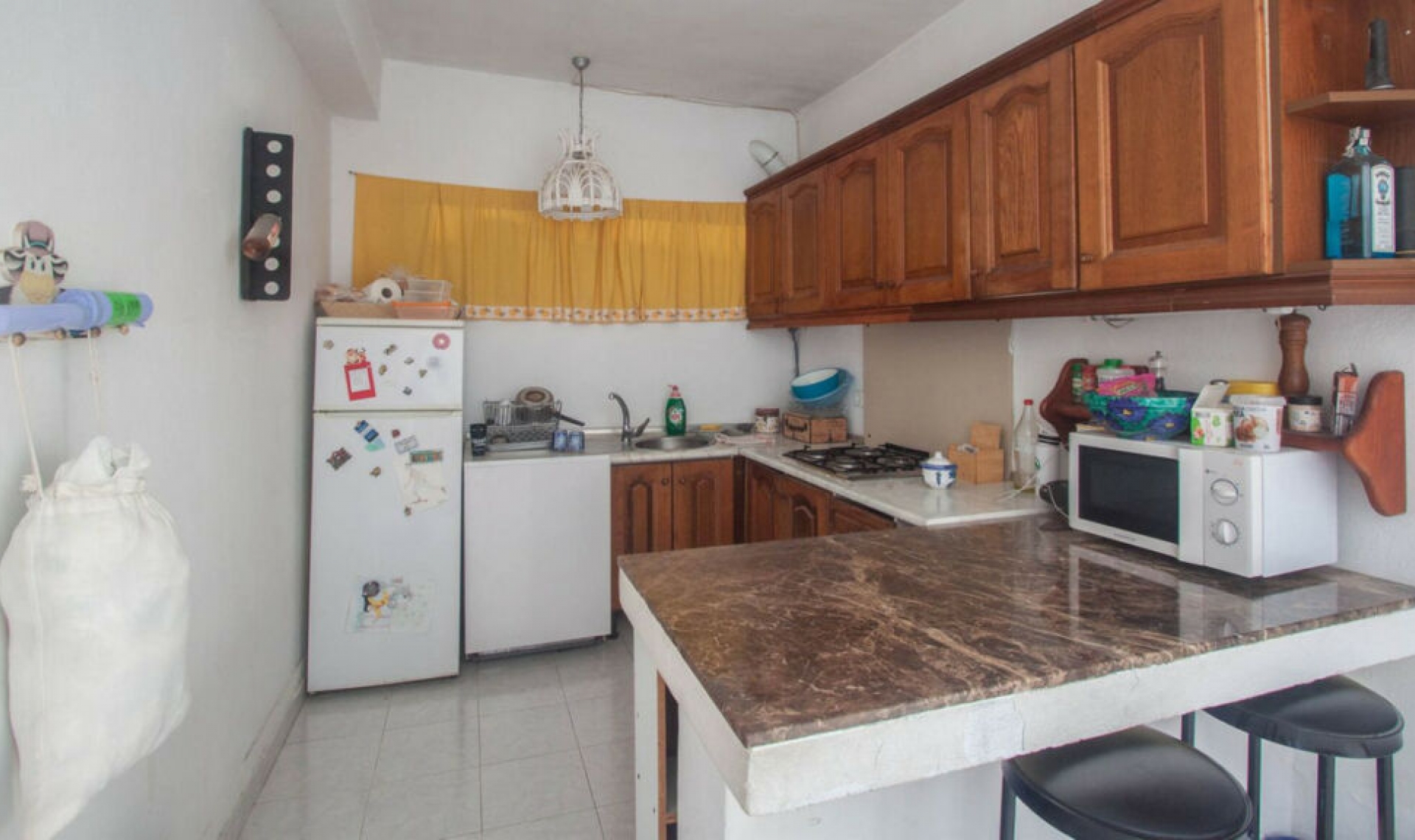 Resale - House -
Estepona