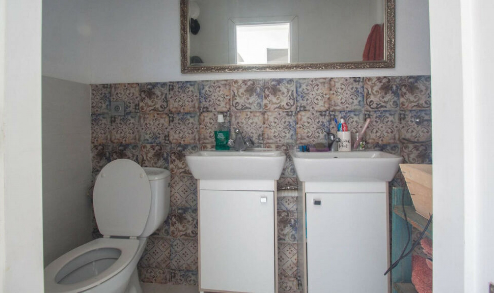 Resale - House -
Estepona