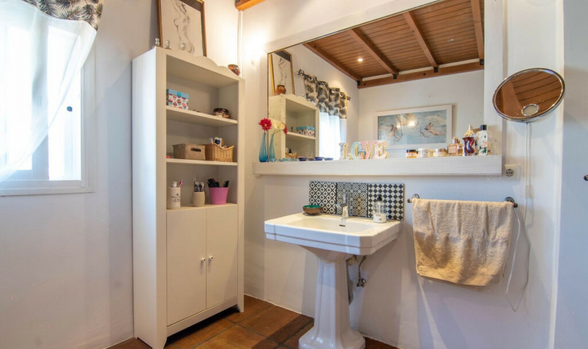 Resale - House -
Estepona