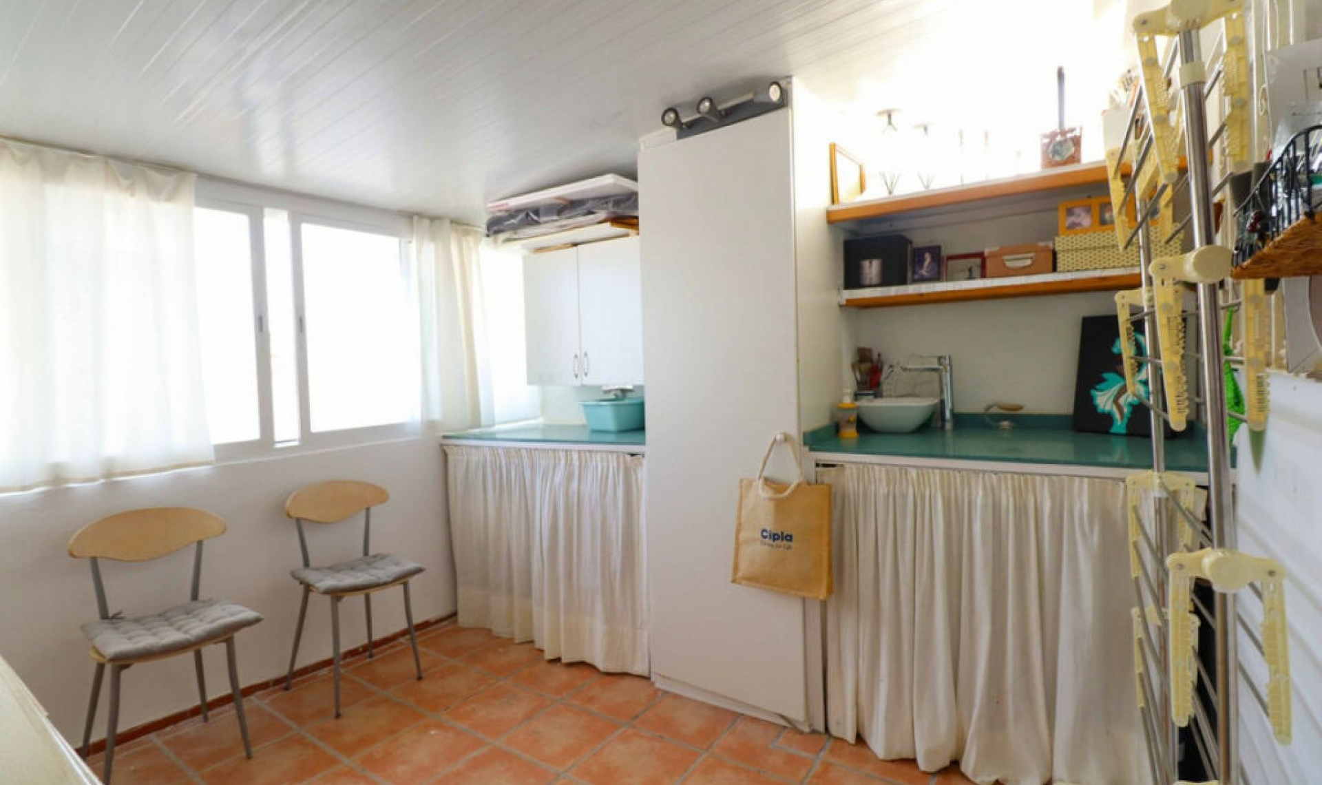 Resale - House -
Estepona
