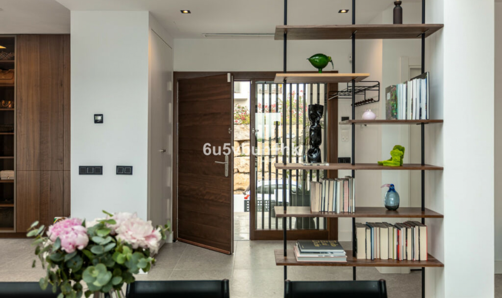 Resale - House -
Estepona