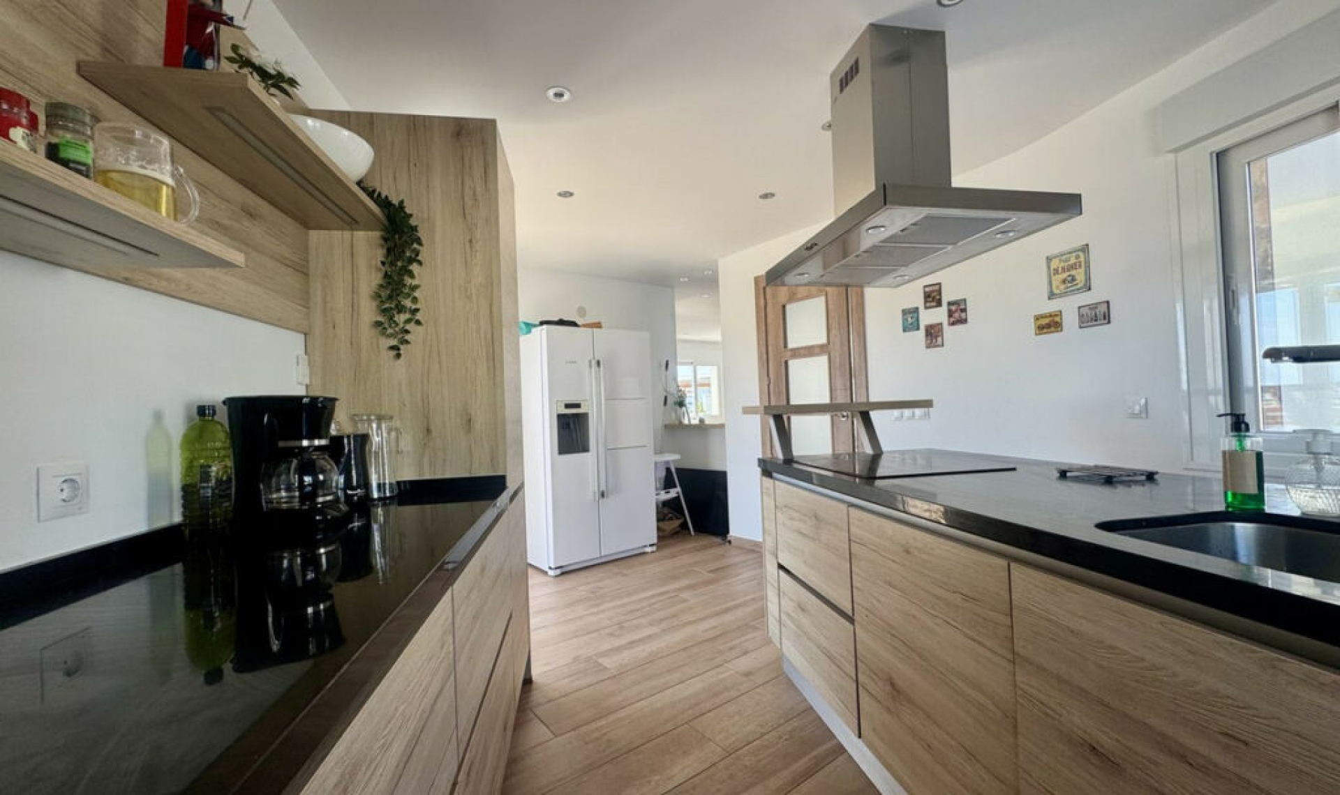 Resale - House -
Estepona