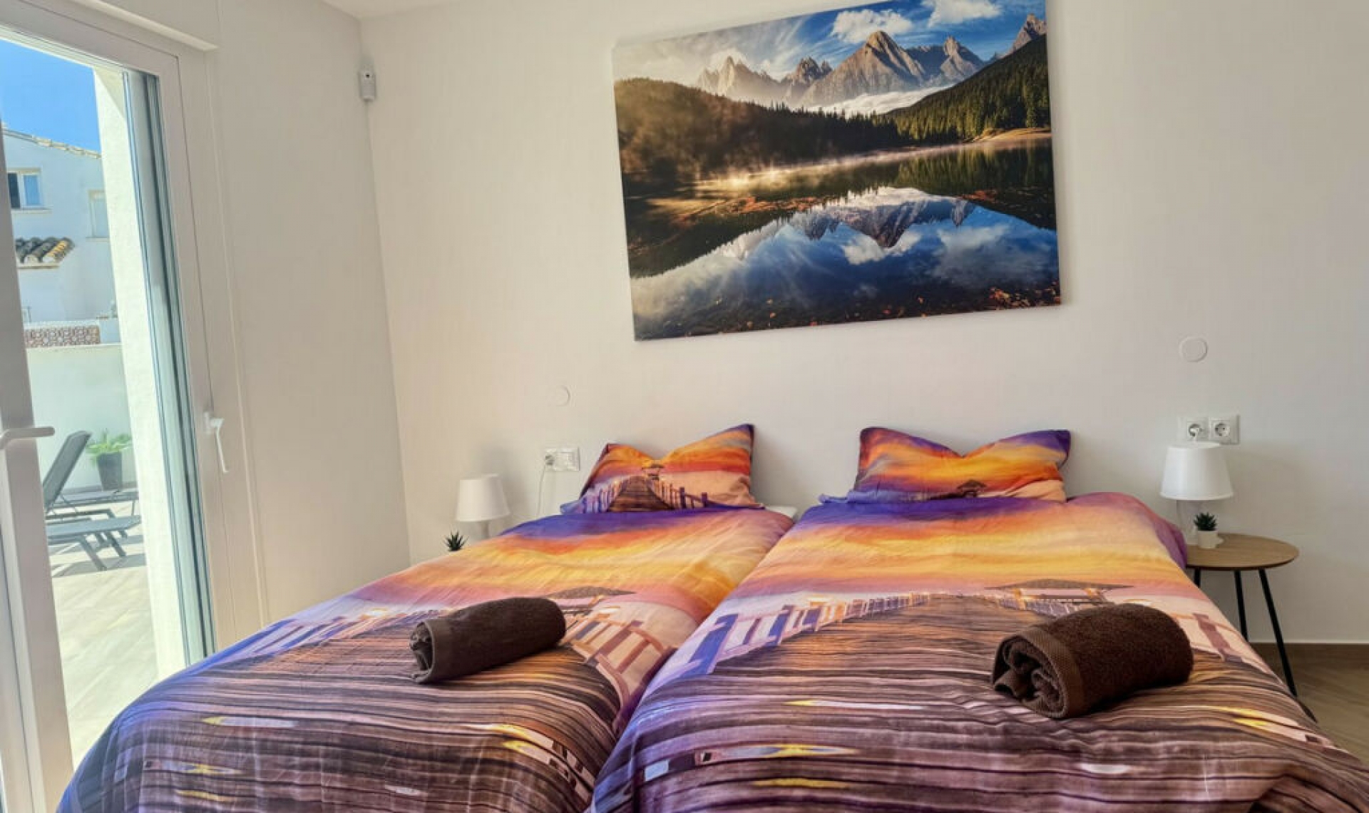 Resale - House -
Estepona