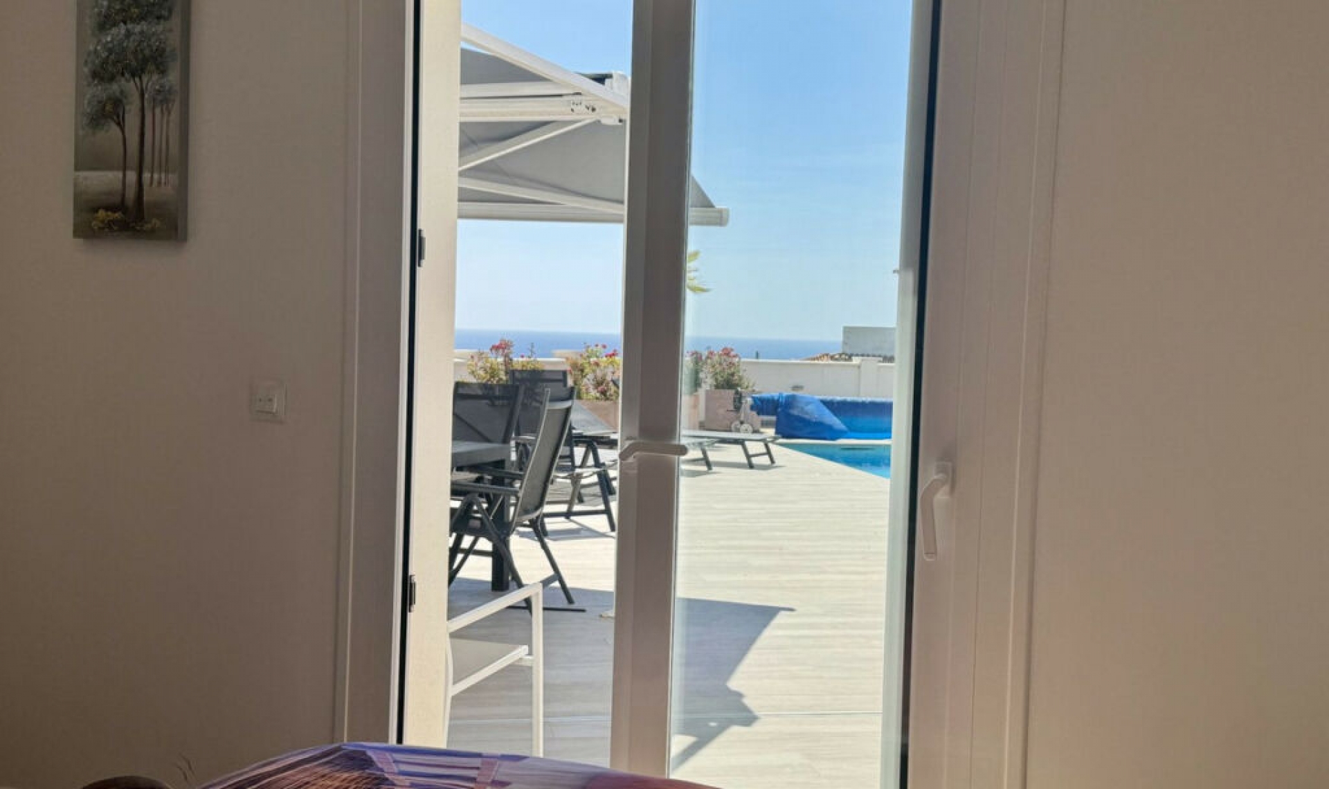 Resale - House -
Estepona