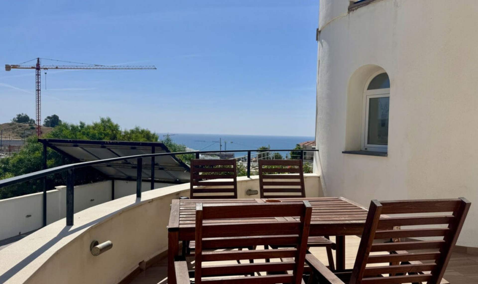 Resale - House -
Estepona