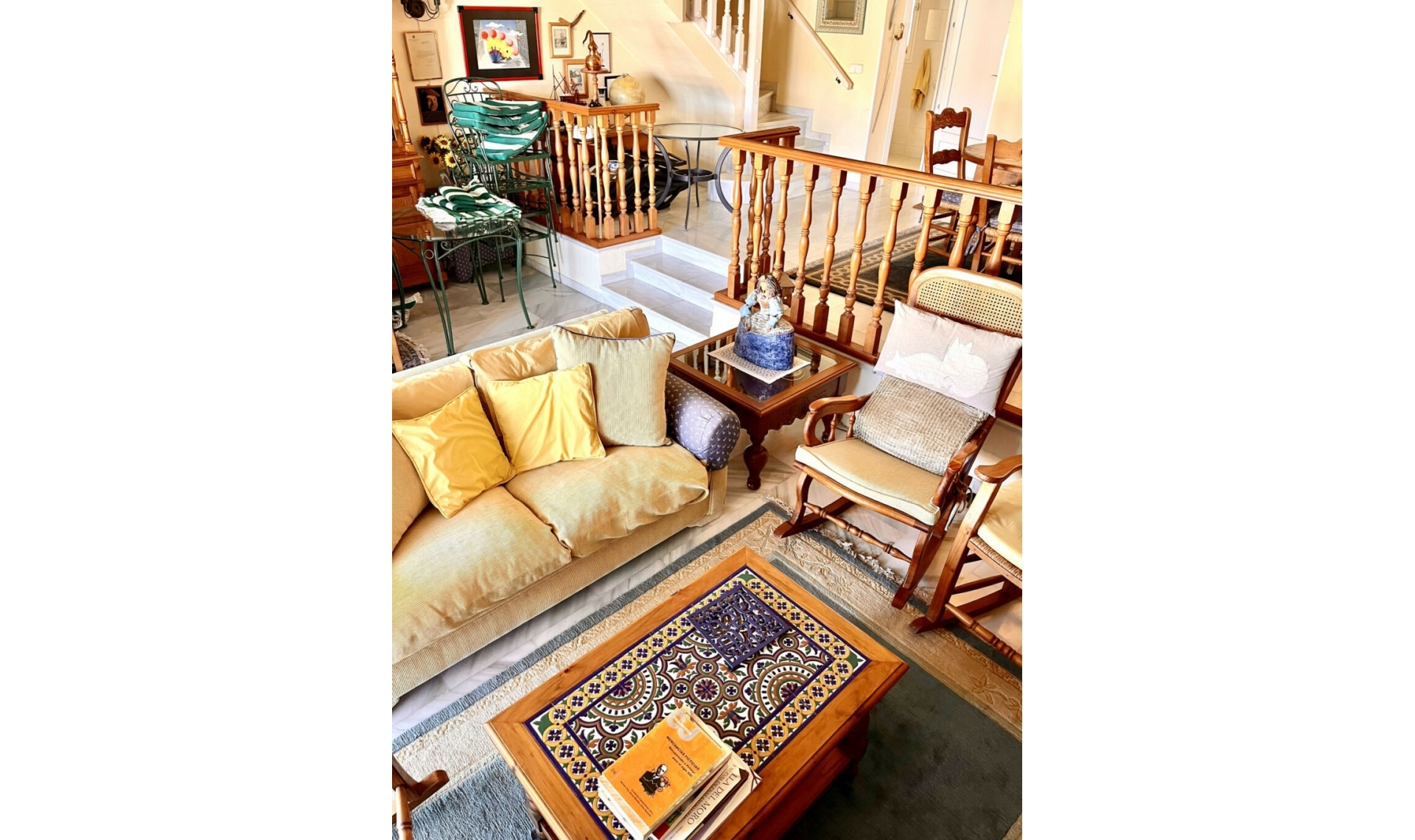 Resale - House -
Estepona