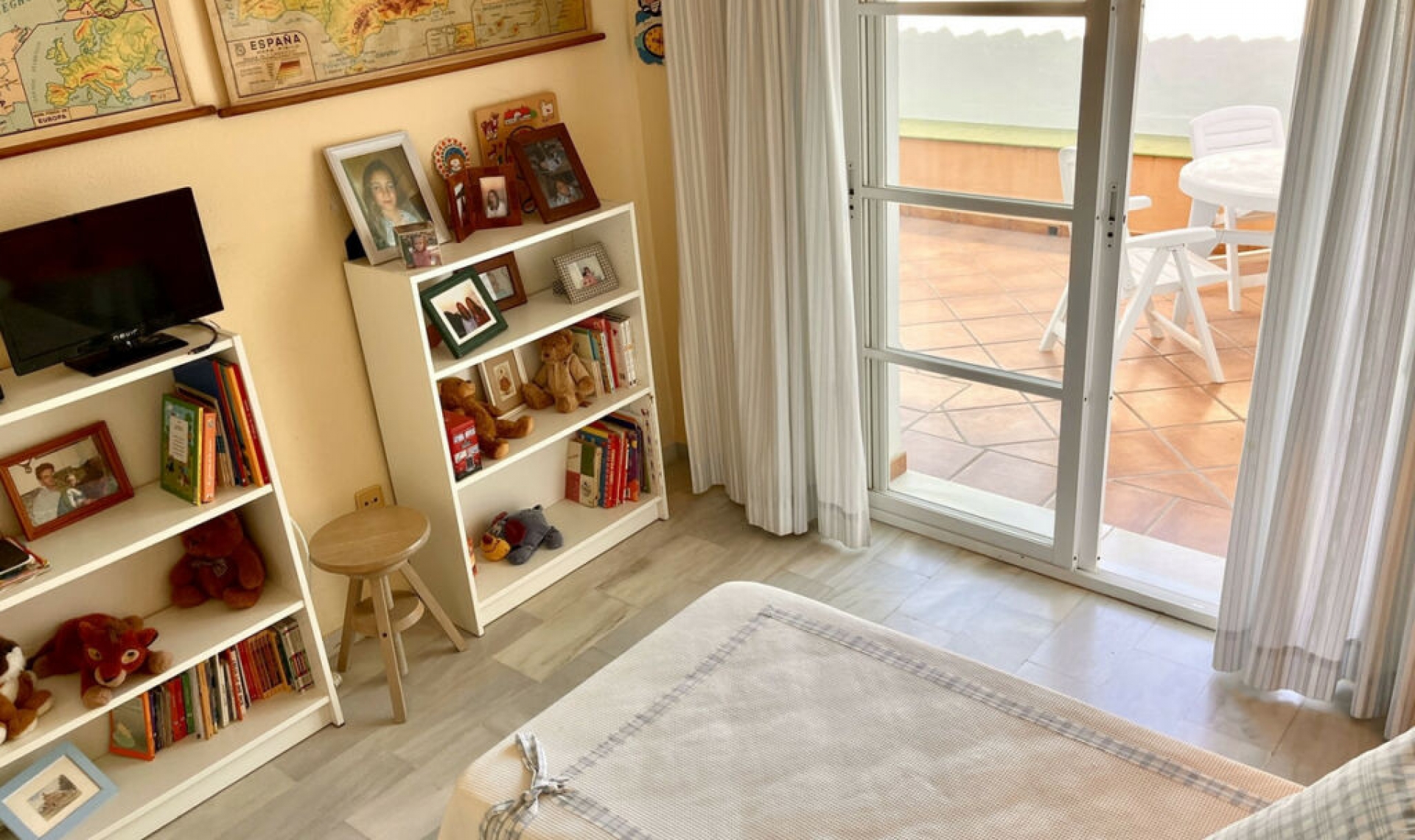 Resale - House -
Estepona