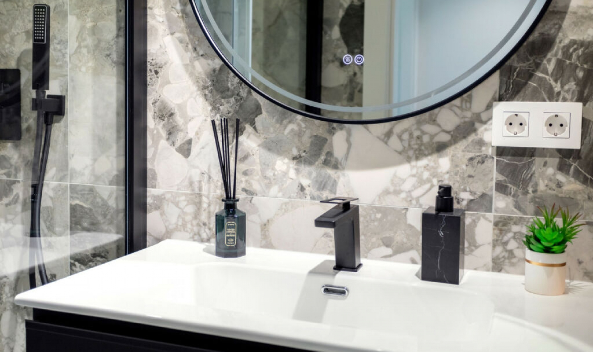 Resale - House -
Finestrat